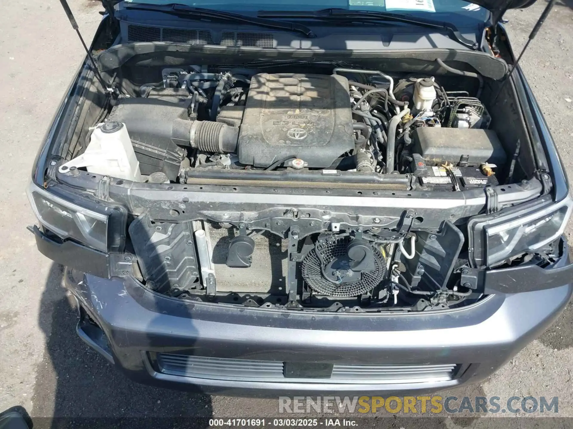 10 fotografías del automóvil dañado 5TDEY5B18MS187069 TOYOTA SEQUOIA 2021