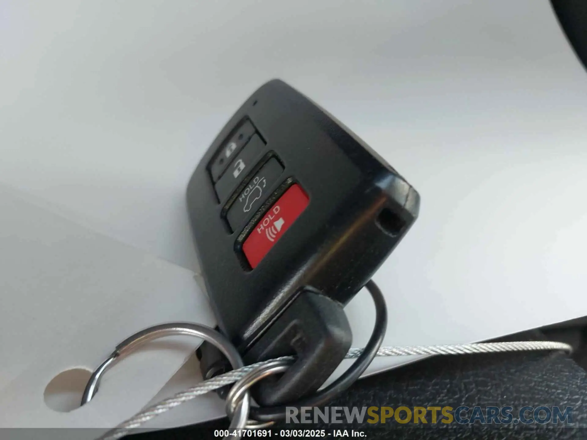 11 fotografías del automóvil dañado 5TDEY5B18MS187069 TOYOTA SEQUOIA 2021