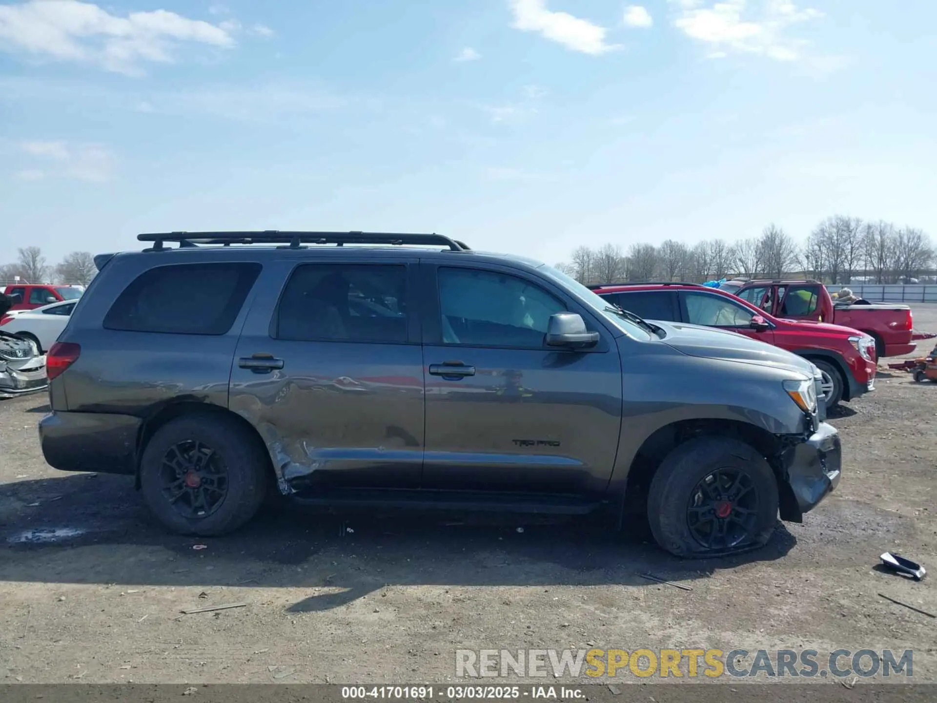 13 fotografías del automóvil dañado 5TDEY5B18MS187069 TOYOTA SEQUOIA 2021