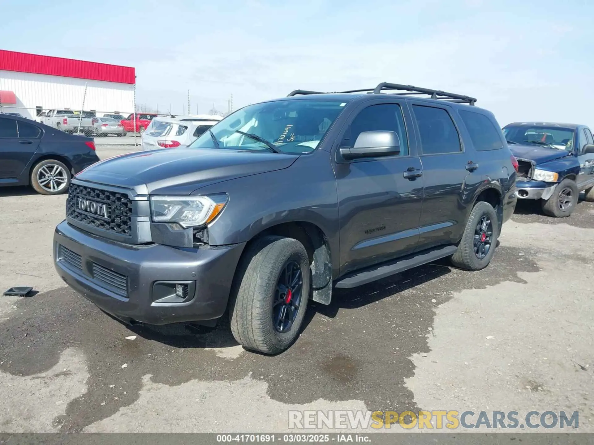 2 fotografías del automóvil dañado 5TDEY5B18MS187069 TOYOTA SEQUOIA 2021