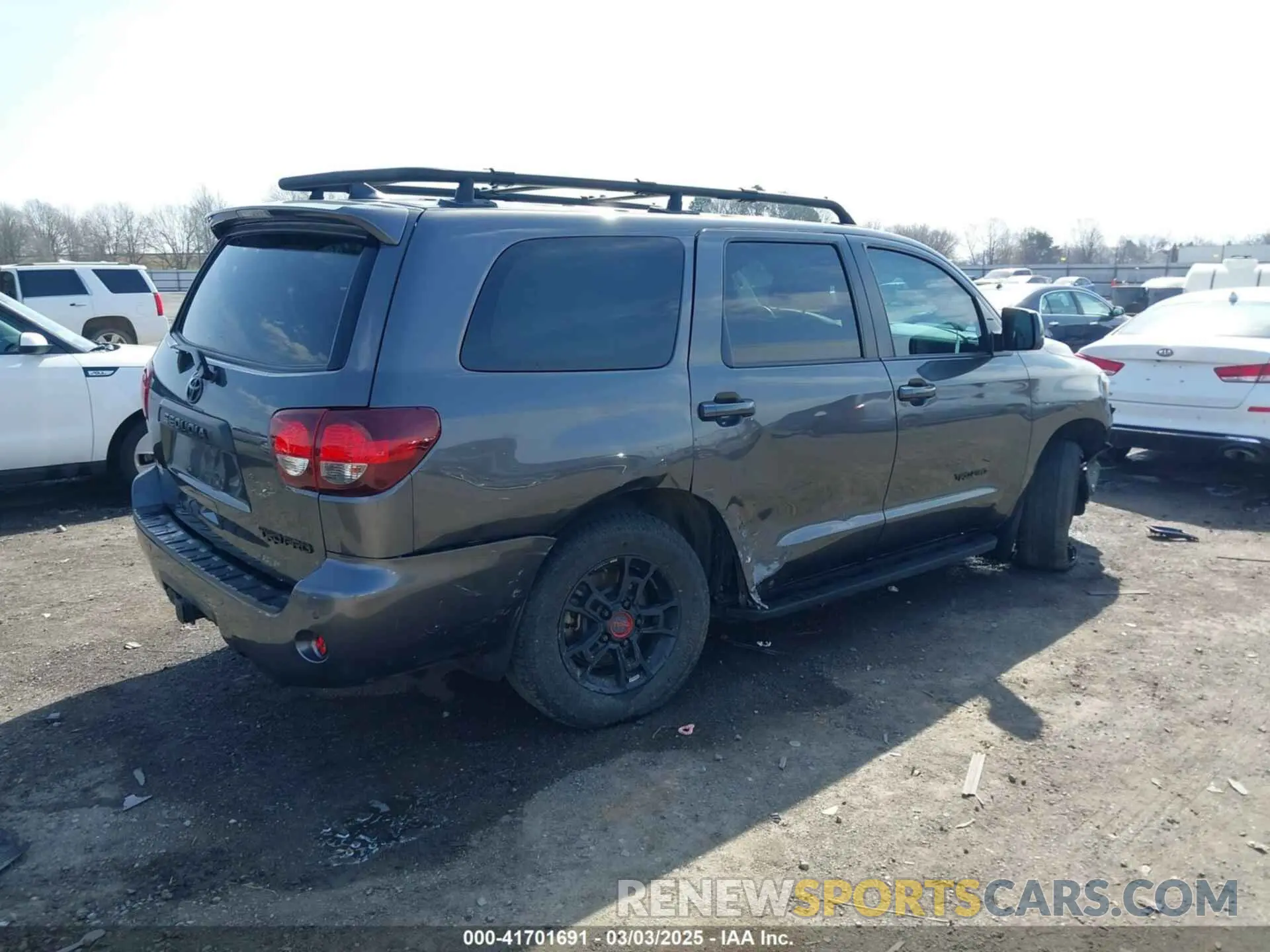 4 fotografías del automóvil dañado 5TDEY5B18MS187069 TOYOTA SEQUOIA 2021