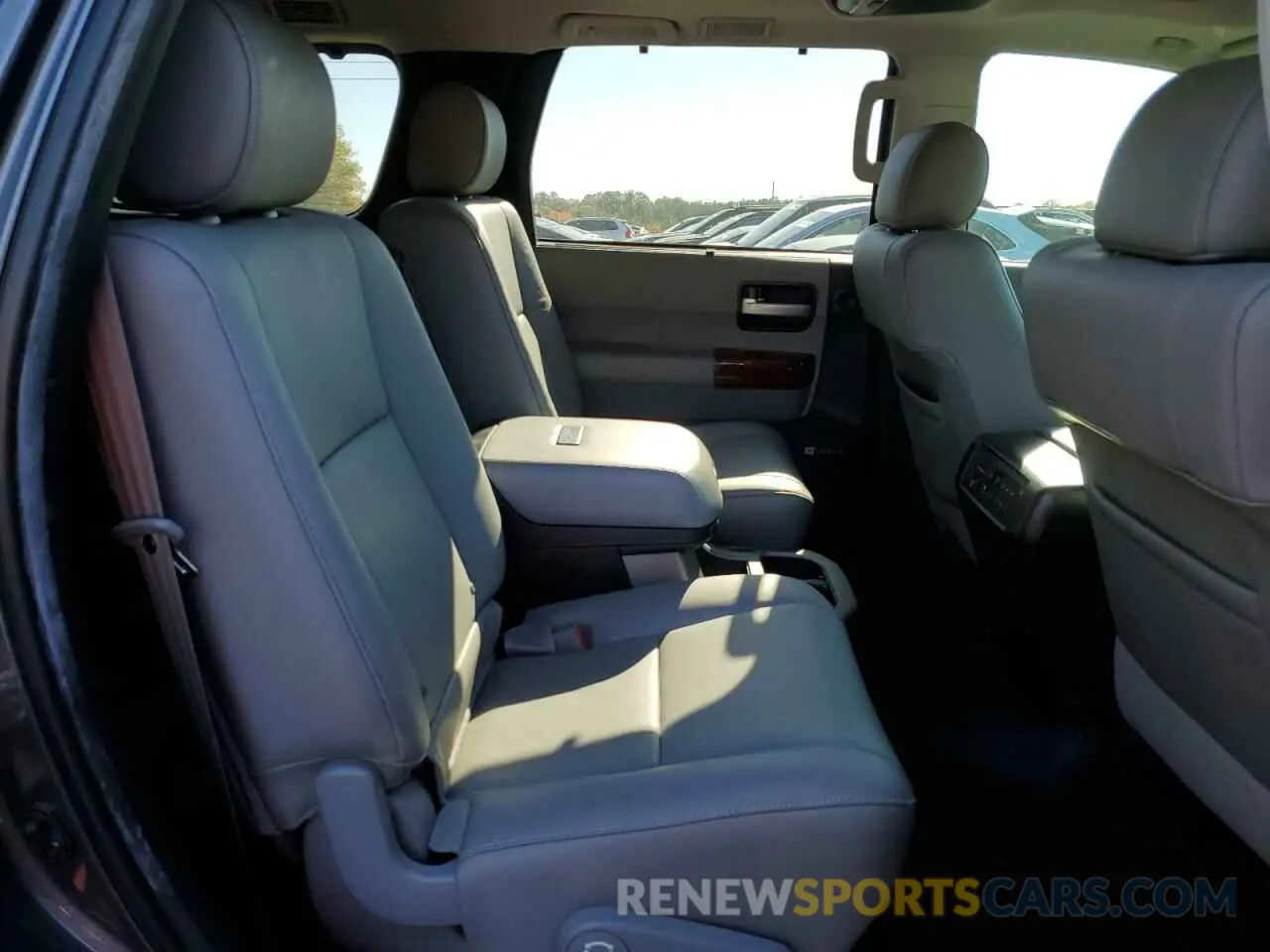 11 fotografías del automóvil dañado 5TDGY5A19MS076167 TOYOTA SEQUOIA 2021