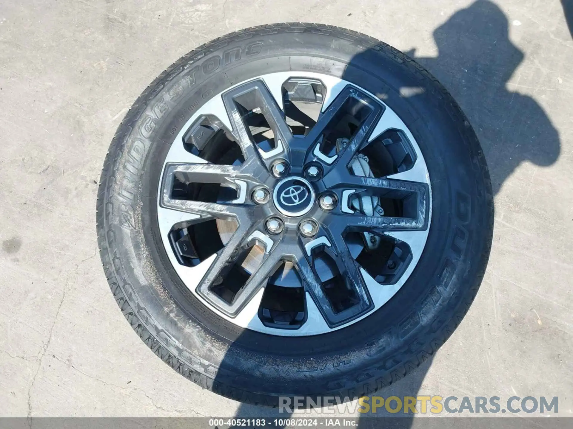 11 fotografías del automóvil dañado 7SVAAAAA8PX001323 TOYOTA SEQUOIA 2023