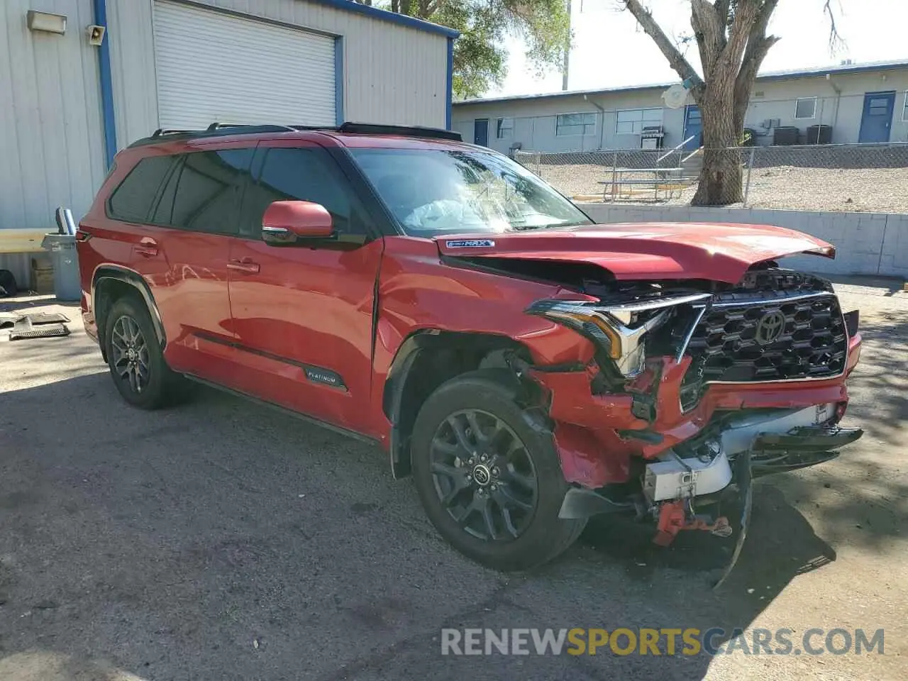 4 fotografías del automóvil dañado 7SVAAABA0PX007437 TOYOTA SEQUOIA 2023