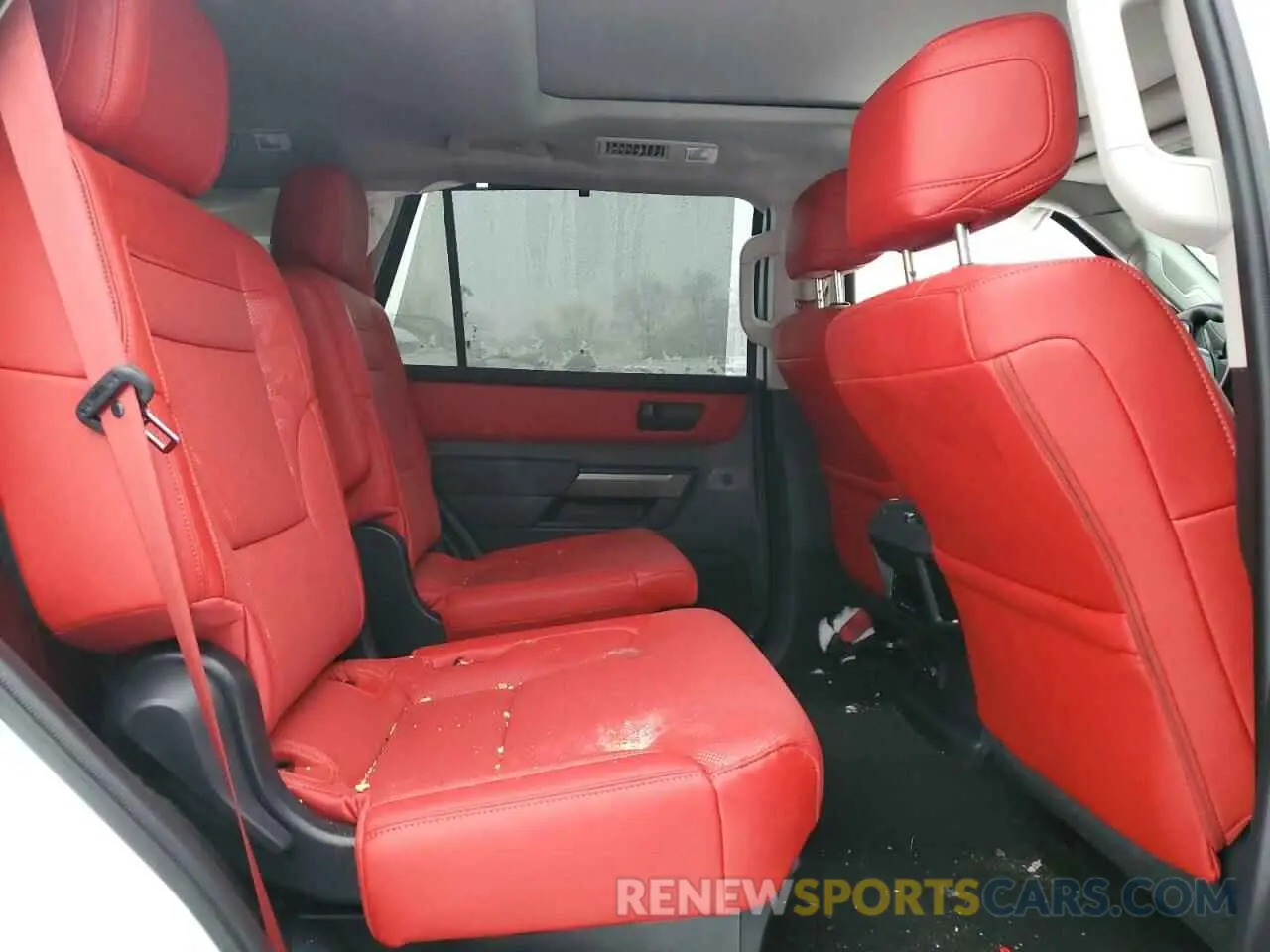 11 fotografías del automóvil dañado 7SVAAABA0PX018843 TOYOTA SEQUOIA 2023