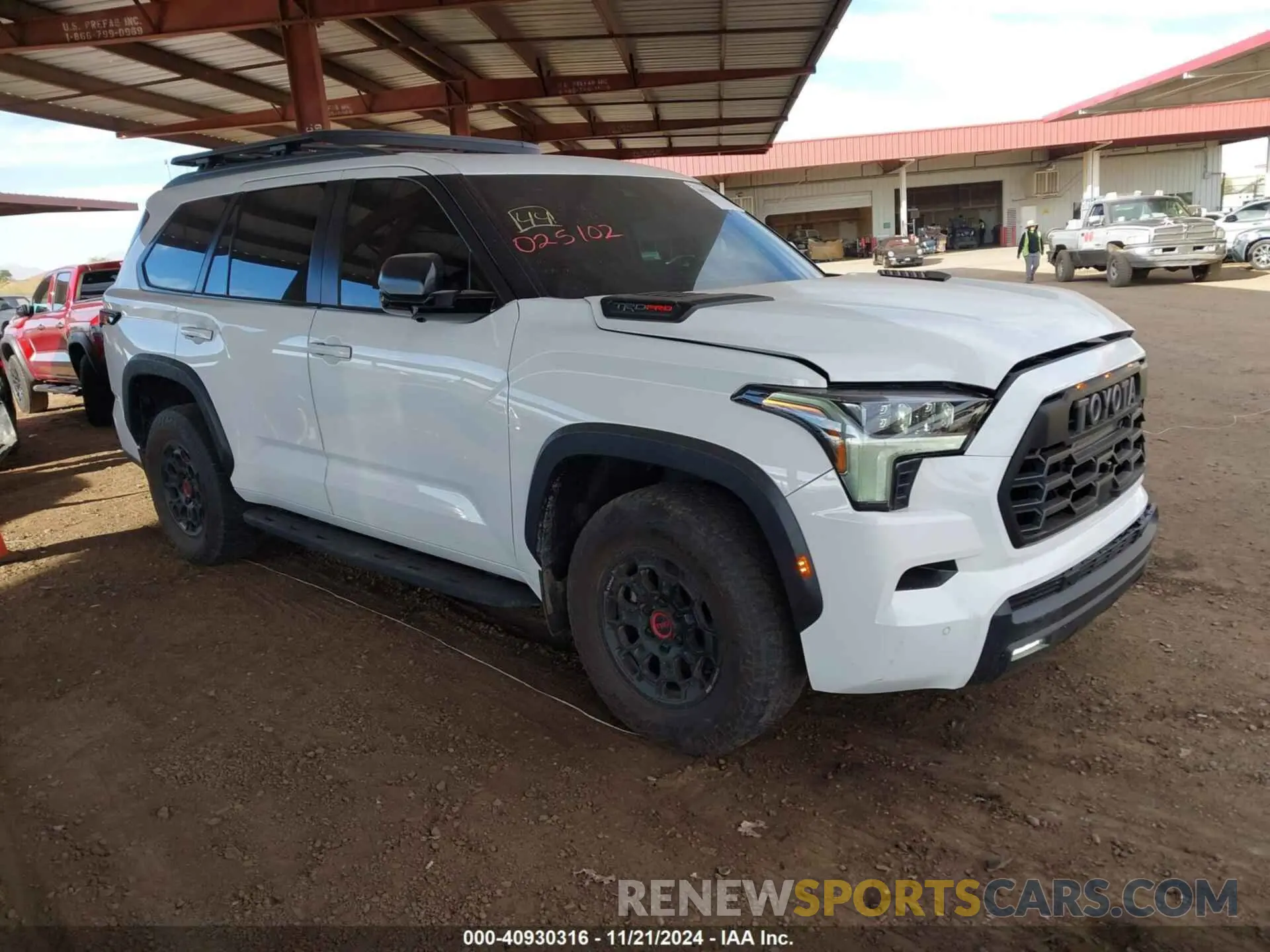 1 fotografías del automóvil dañado 7SVAAABA0RX025102 TOYOTA SEQUOIA 2024