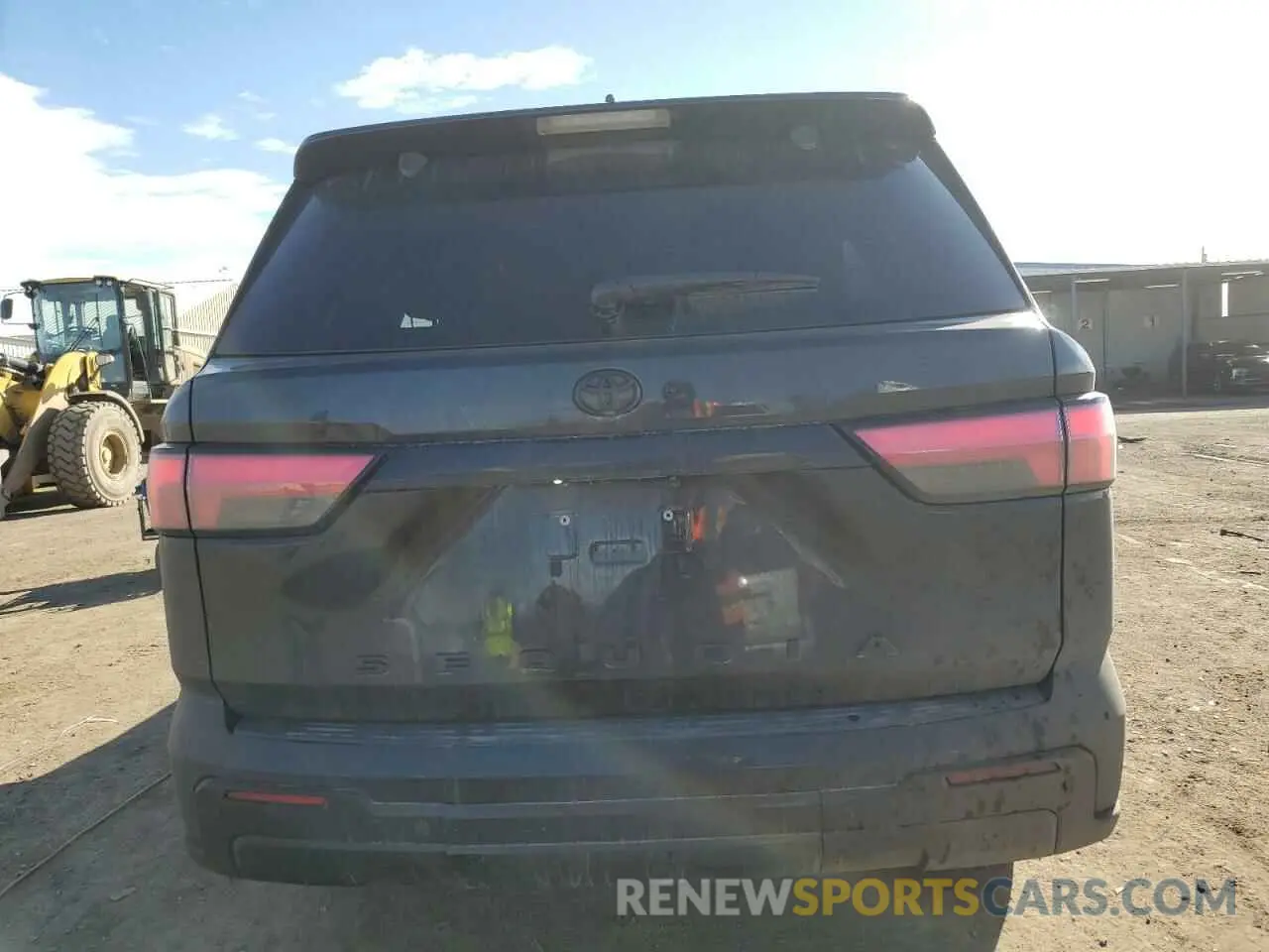 6 fotografías del automóvil dañado 7SVAAABA1RX045827 TOYOTA SEQUOIA 2024