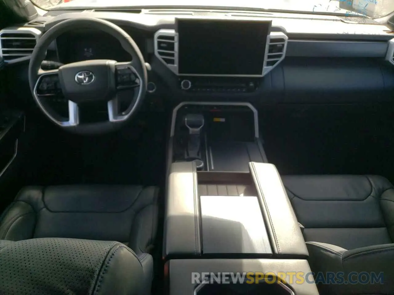 8 fotografías del automóvil dañado 7SVAAABA4RX048026 TOYOTA SEQUOIA 2024