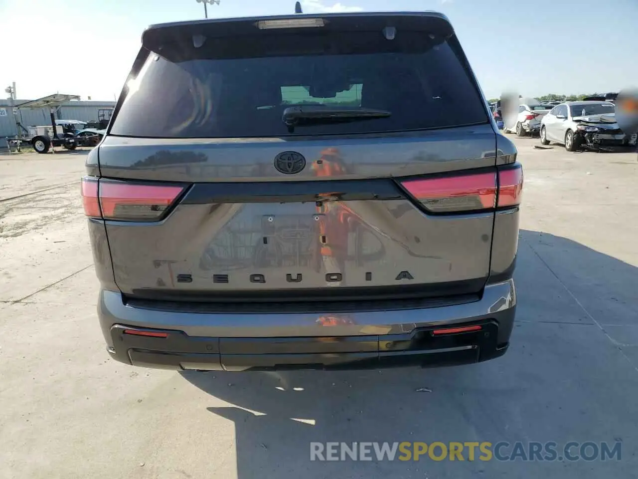6 fotografías del automóvil dañado 7SVAAABA8RX034937 TOYOTA SEQUOIA 2024