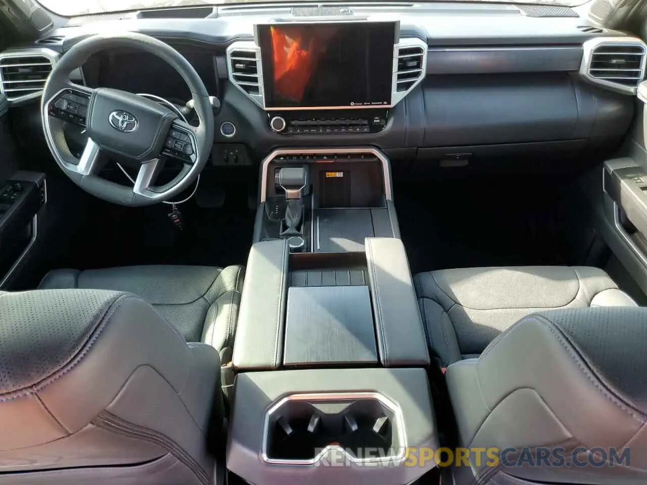 8 fotografías del automóvil dañado 7SVAAABA8RX034937 TOYOTA SEQUOIA 2024