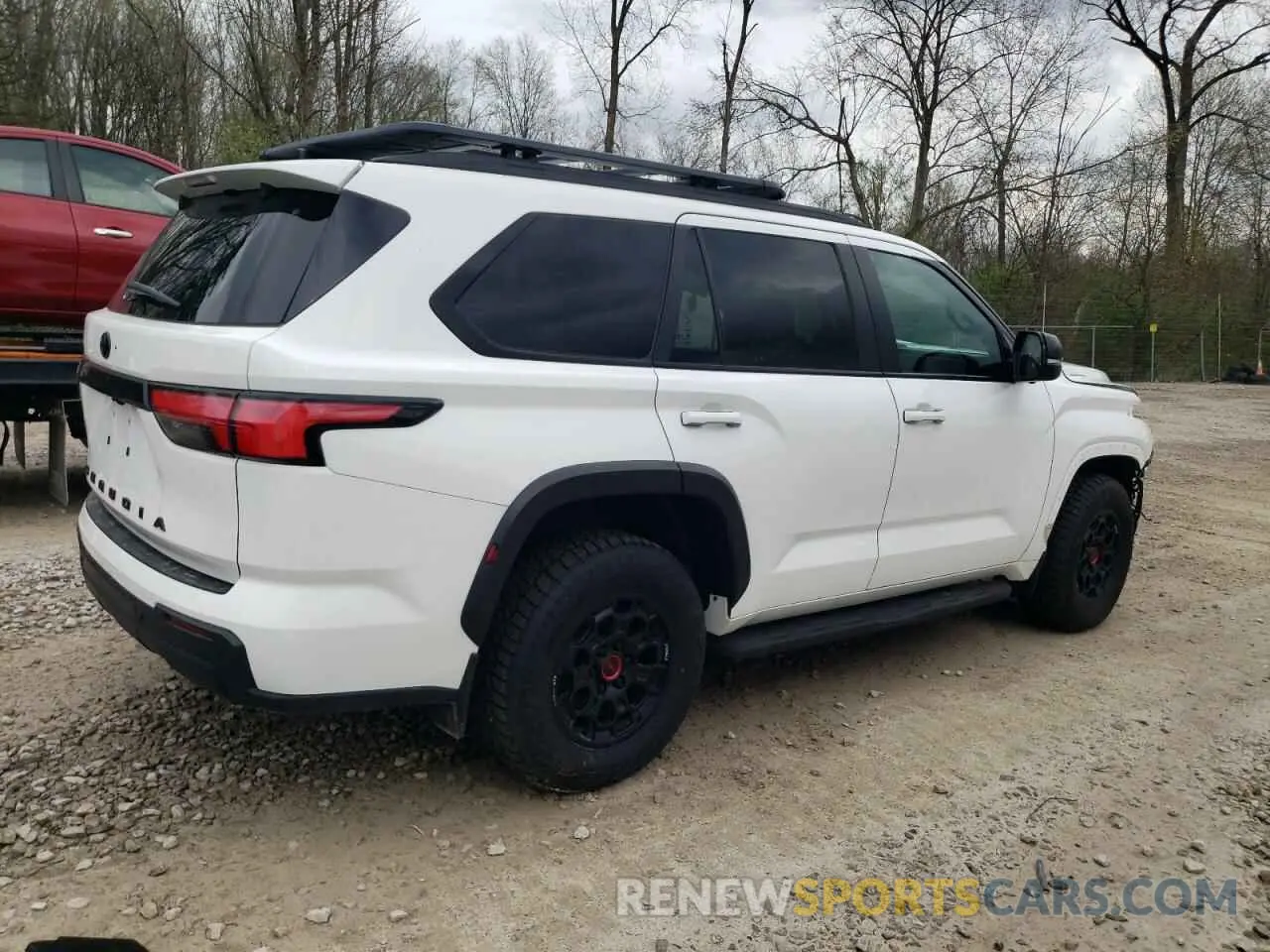3 fotografías del automóvil dañado 7SVAAABAXRX040030 TOYOTA SEQUOIA 2024