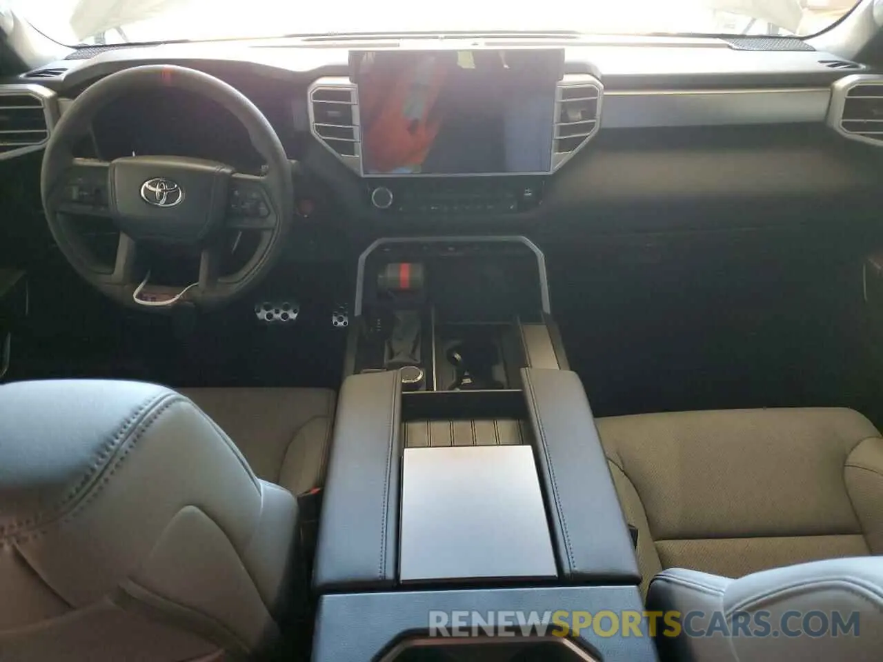 8 fotografías del automóvil dañado 7SVAAABA0SX053360 TOYOTA SEQUOIA 2025