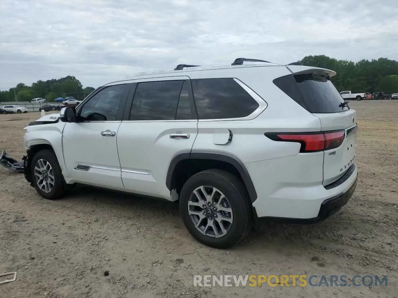 2 fotografías del automóvil dañado 7SVAAABA4SX054592 TOYOTA SEQUOIA 2025