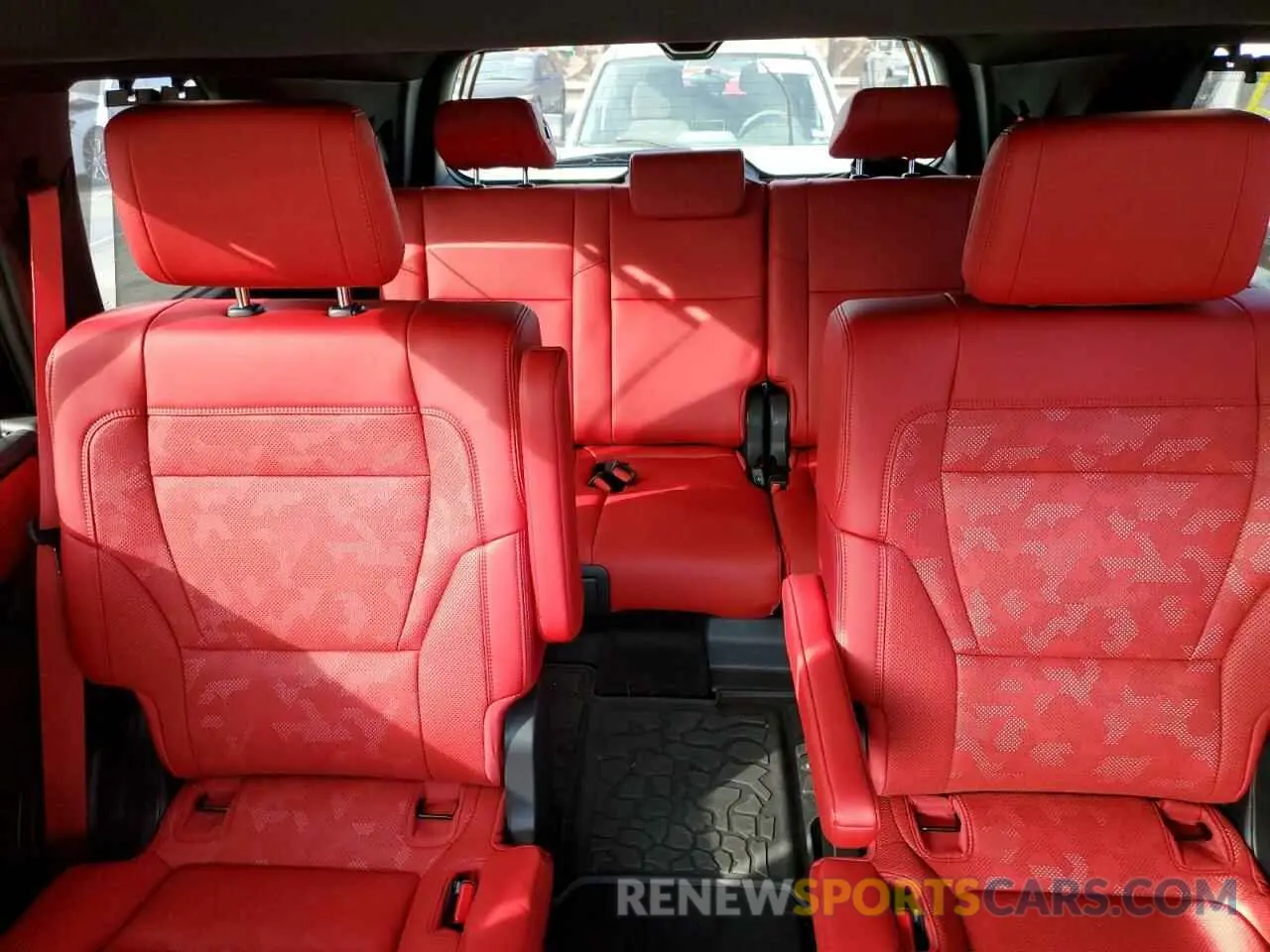 10 fotografías del automóvil dañado 7SVAAABA5SX053838 TOYOTA SEQUOIA 2025