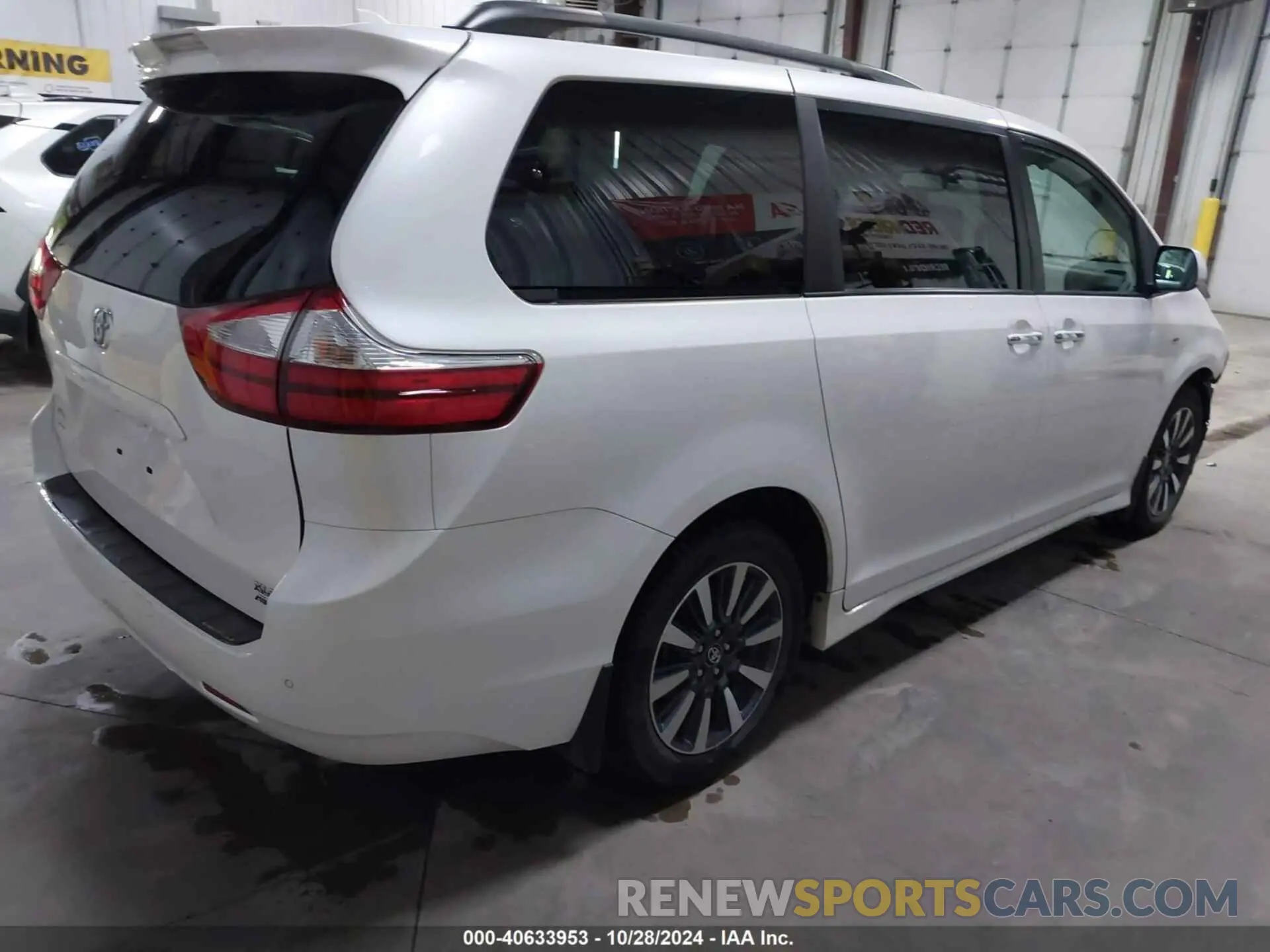 4 fotografías del automóvil dañado 5TDDZ3DC5KS223244 TOYOTA SIENNA 2019