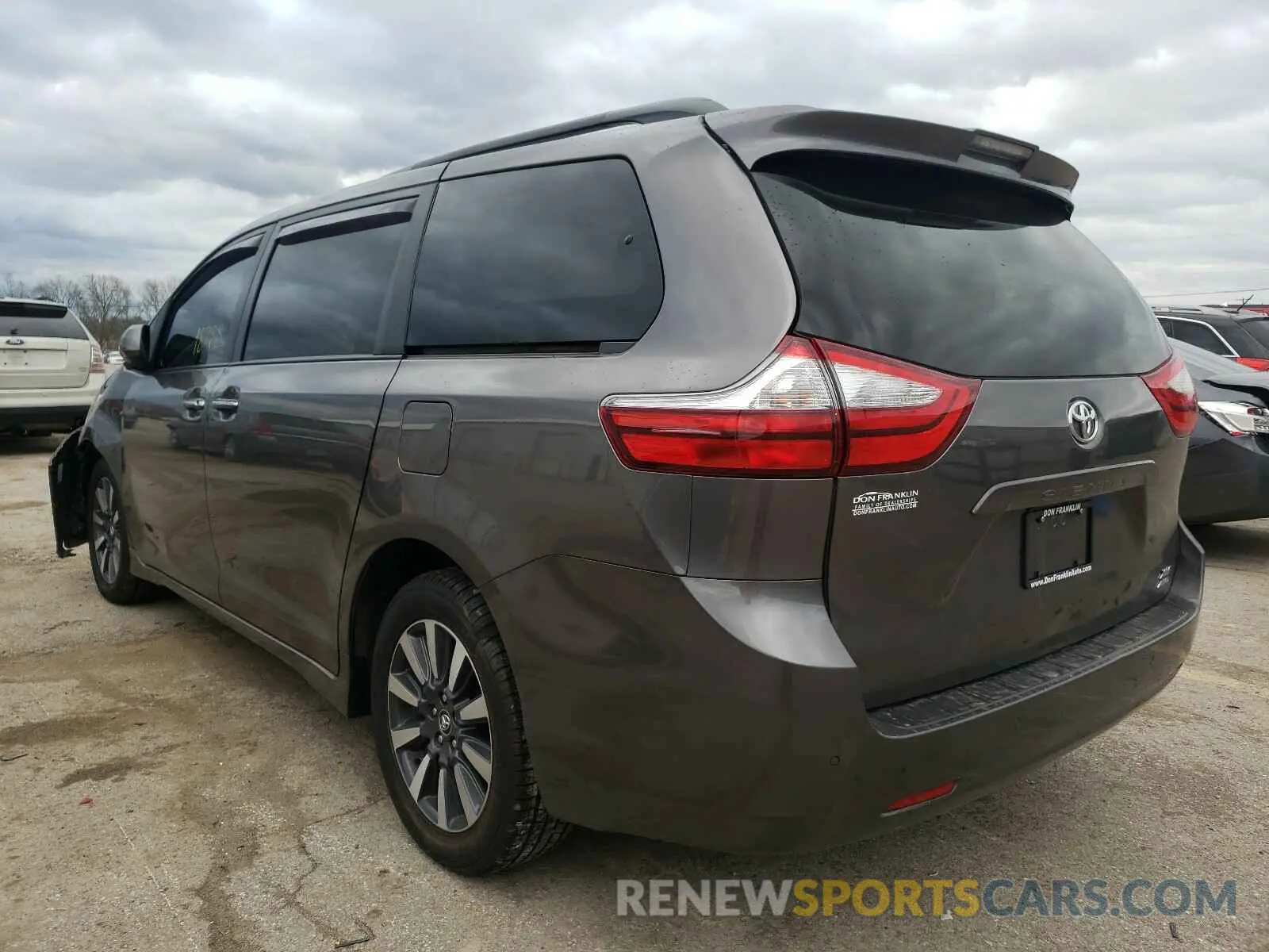3 fotografías del automóvil dañado 5TDDZ3DC6KS214942 TOYOTA SIENNA 2019