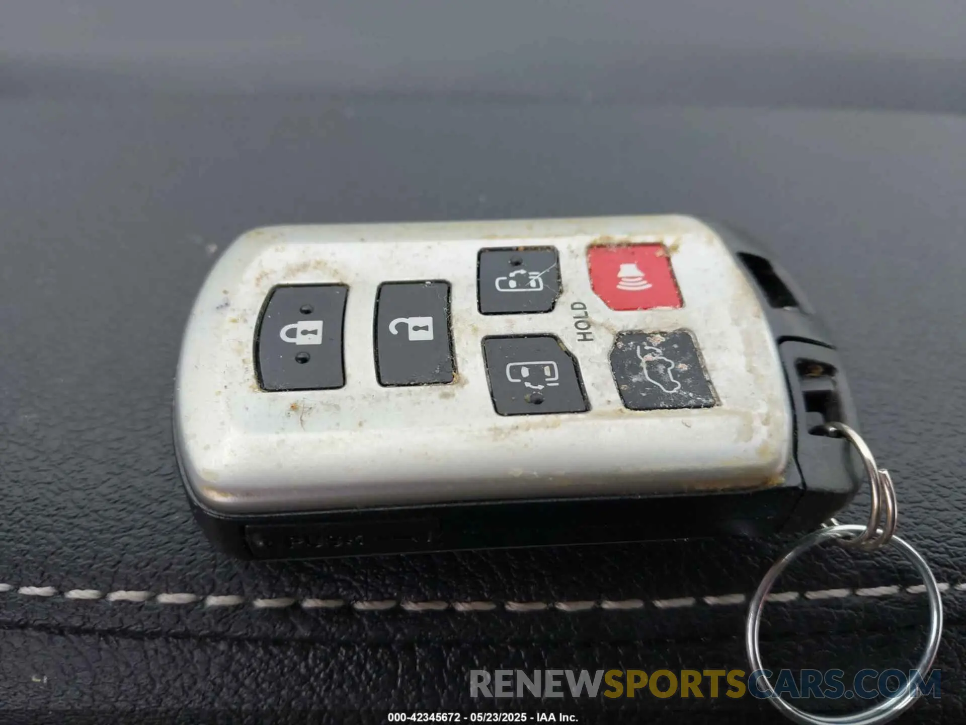 11 fotografías del automóvil dañado 5TDDZ3DC8KS224999 TOYOTA SIENNA 2019