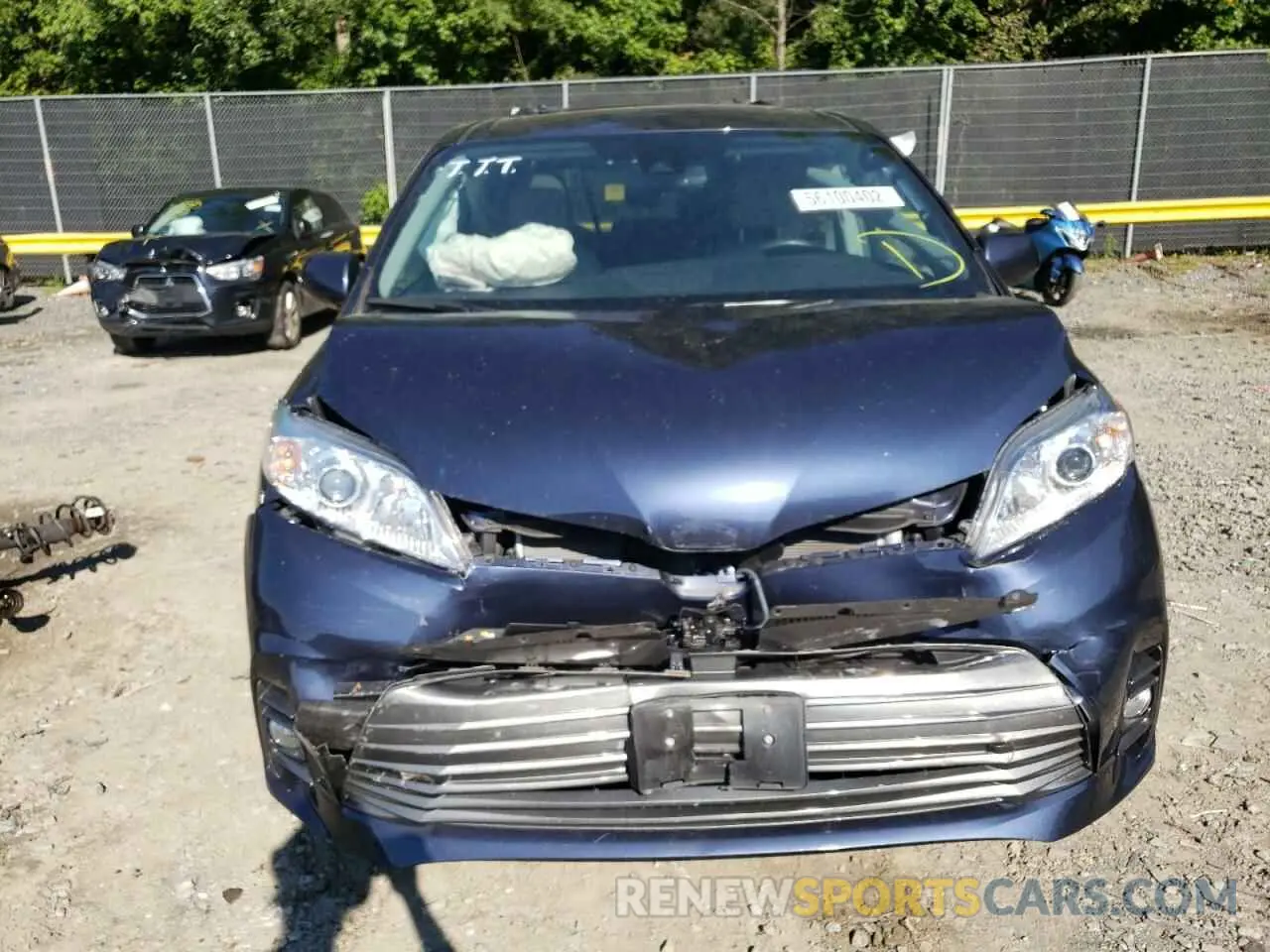 9 fotografías del automóvil dañado 5TDDZ3DC8KS226915 TOYOTA SIENNA 2019