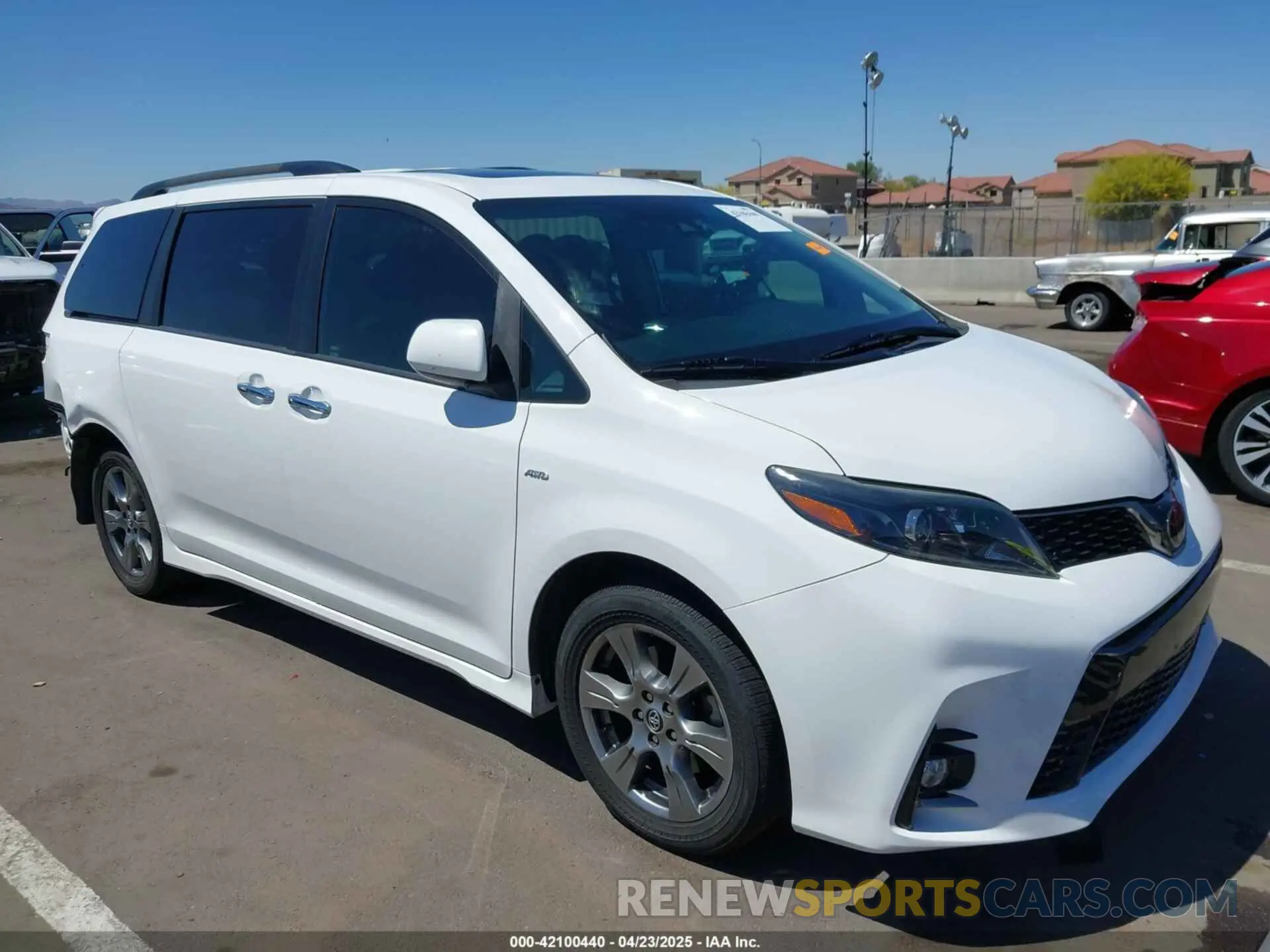 1 fotografías del automóvil dañado 5TDEZ3DC2KS213064 TOYOTA SIENNA 2019