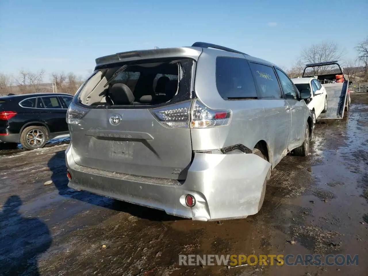 4 fotografías del automóvil dañado 5TDEZ3DC4KS220422 TOYOTA SIENNA 2019