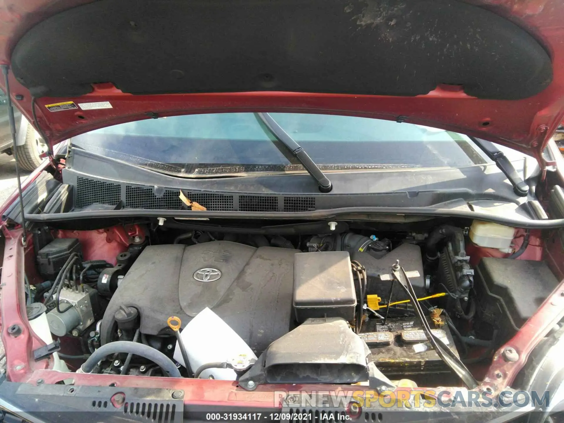 10 fotografías del automóvil dañado 5TDEZ3DC6KS216159 TOYOTA SIENNA 2019