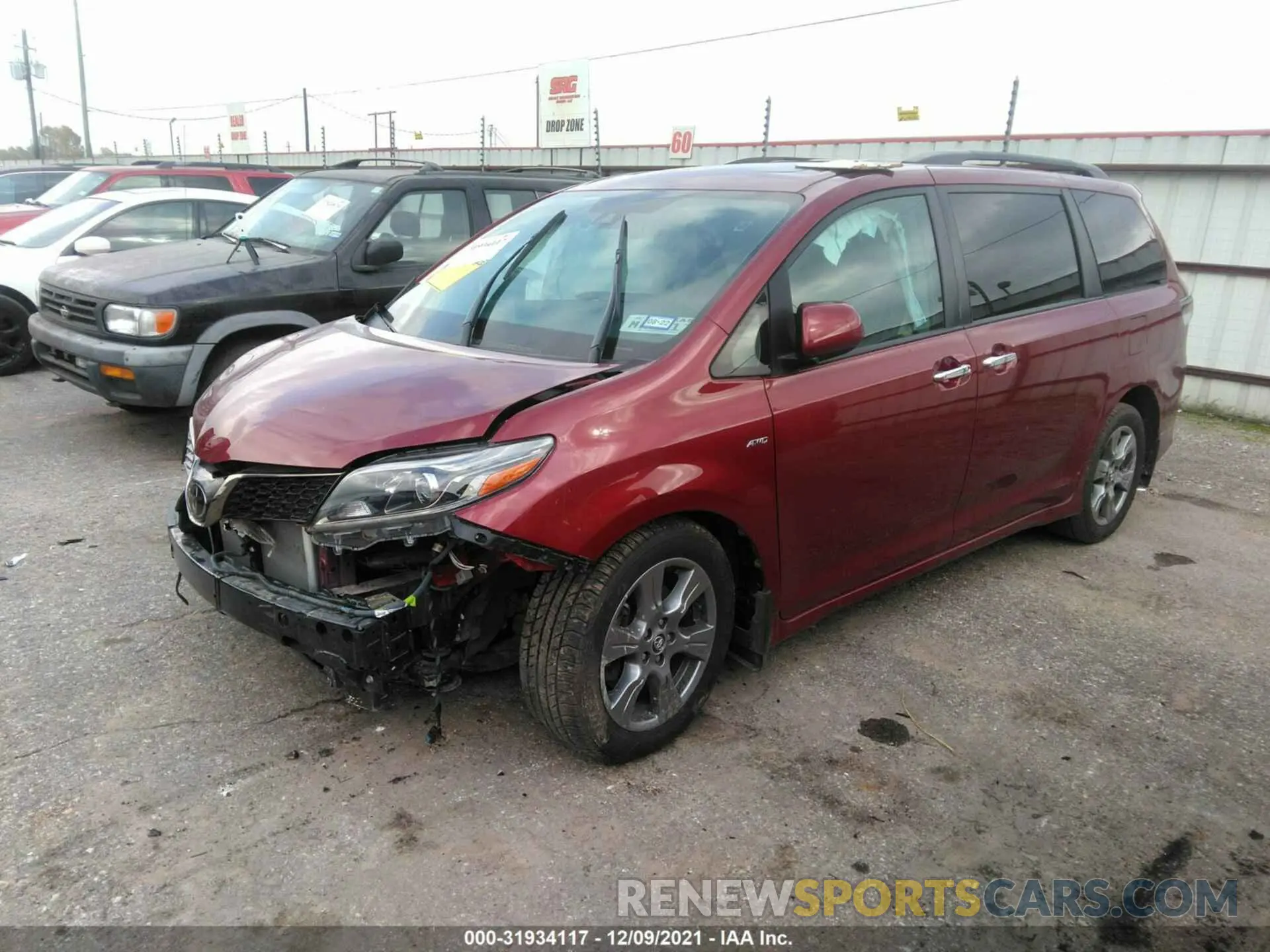 2 fotografías del automóvil dañado 5TDEZ3DC6KS216159 TOYOTA SIENNA 2019