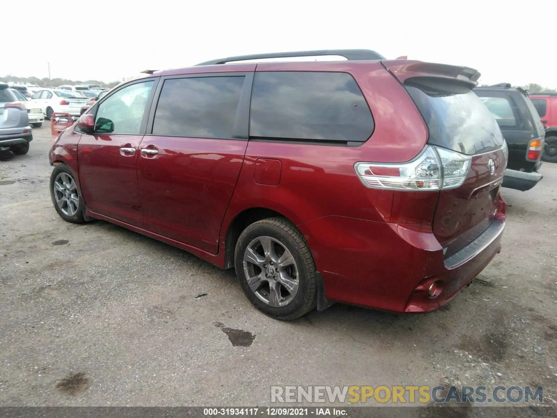 3 fotografías del automóvil dañado 5TDEZ3DC6KS216159 TOYOTA SIENNA 2019