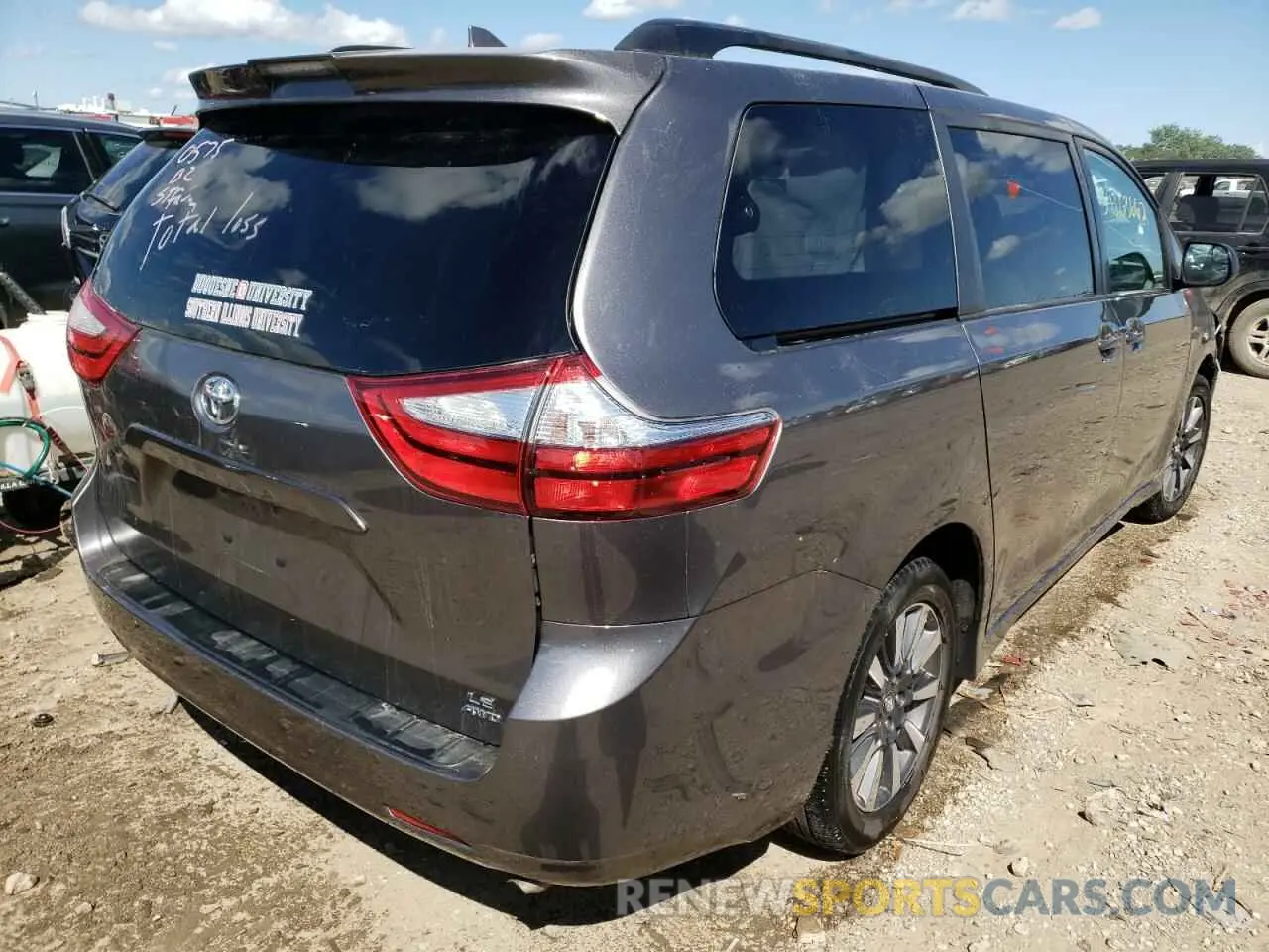4 fotografías del automóvil dañado 5TDJZ3DC0KS227916 TOYOTA SIENNA 2019
