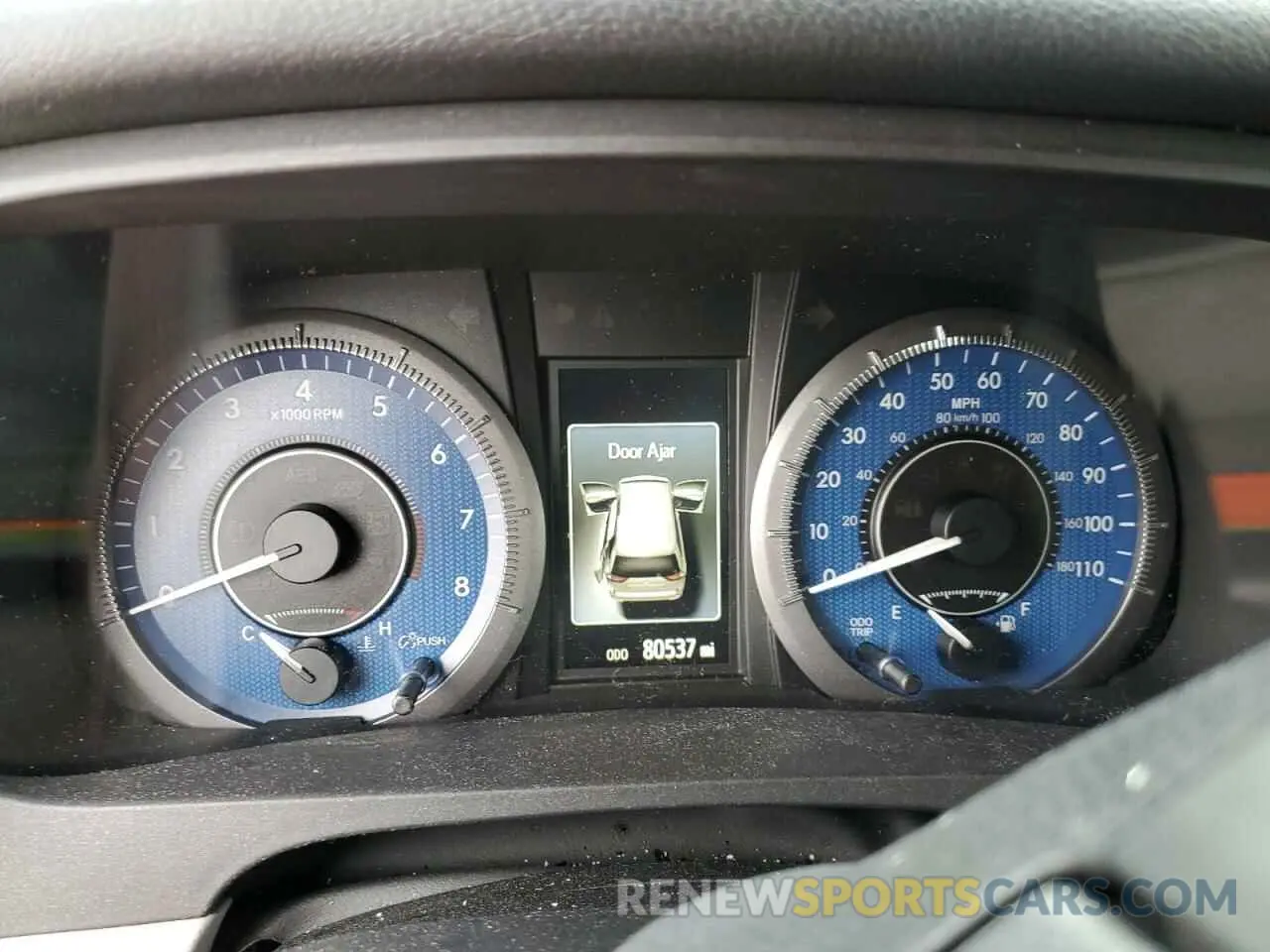 9 fotografías del automóvil dañado 5TDKZ3DC0KS018633 TOYOTA SIENNA 2019