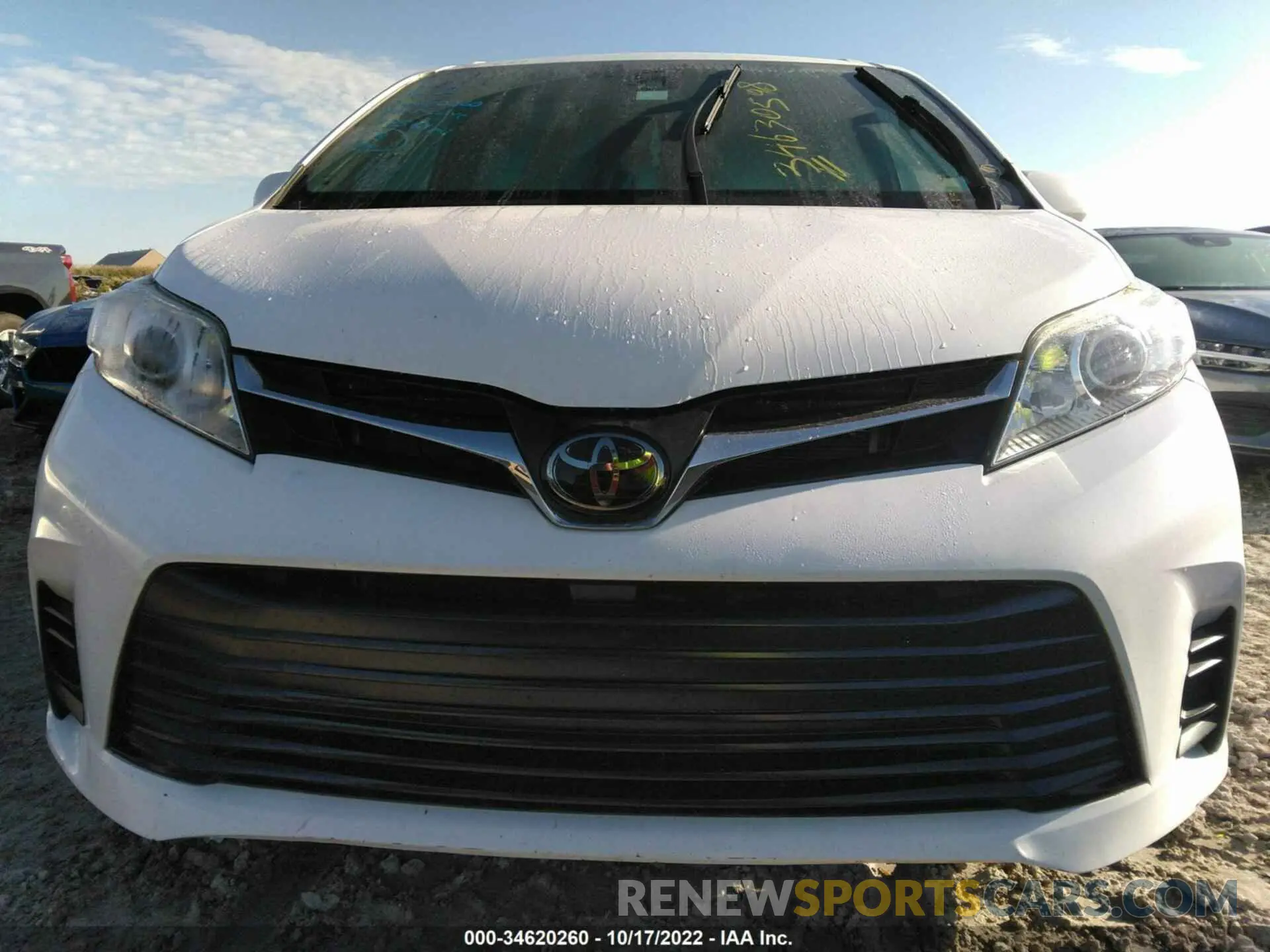 6 fotografías del automóvil dañado 5TDKZ3DC0KS974548 TOYOTA SIENNA 2019
