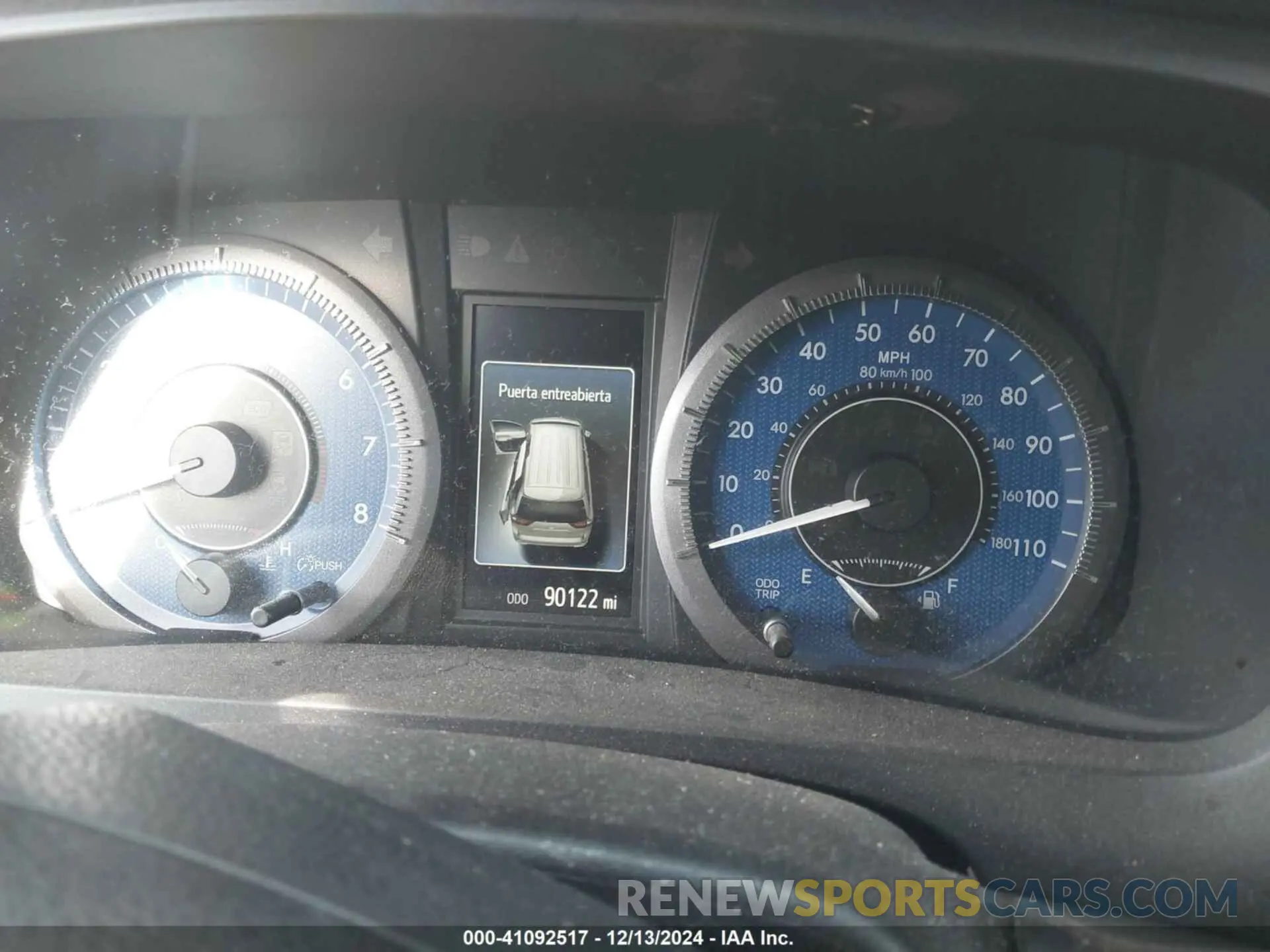 7 fotografías del automóvil dañado 5TDKZ3DC0KS981600 TOYOTA SIENNA 2019