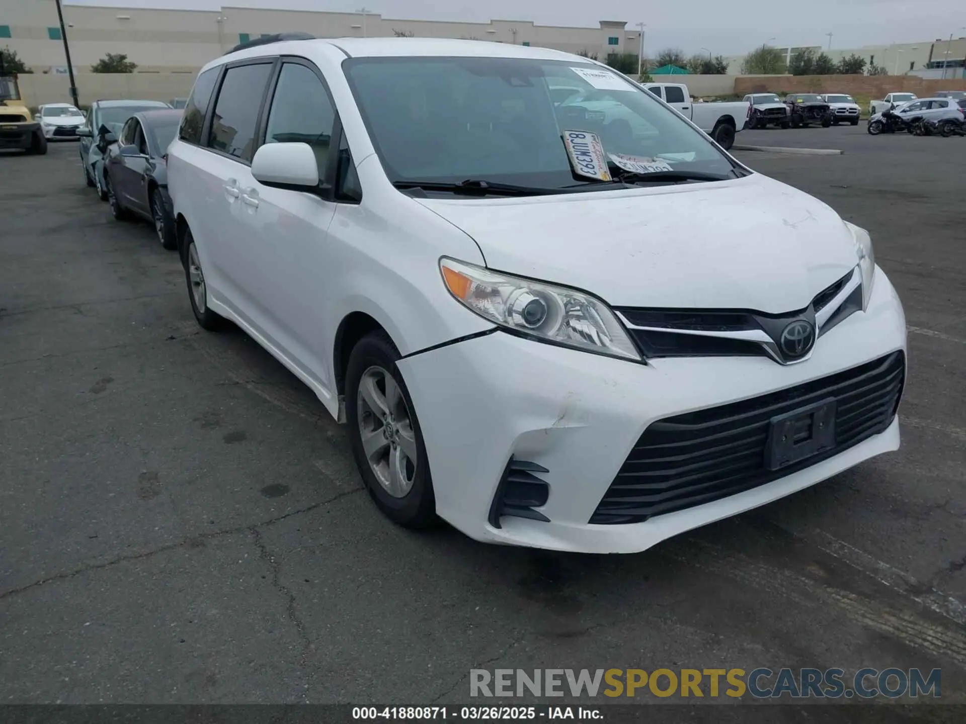 1 fotografías del automóvil dañado 5TDKZ3DC4KS002127 TOYOTA SIENNA 2019
