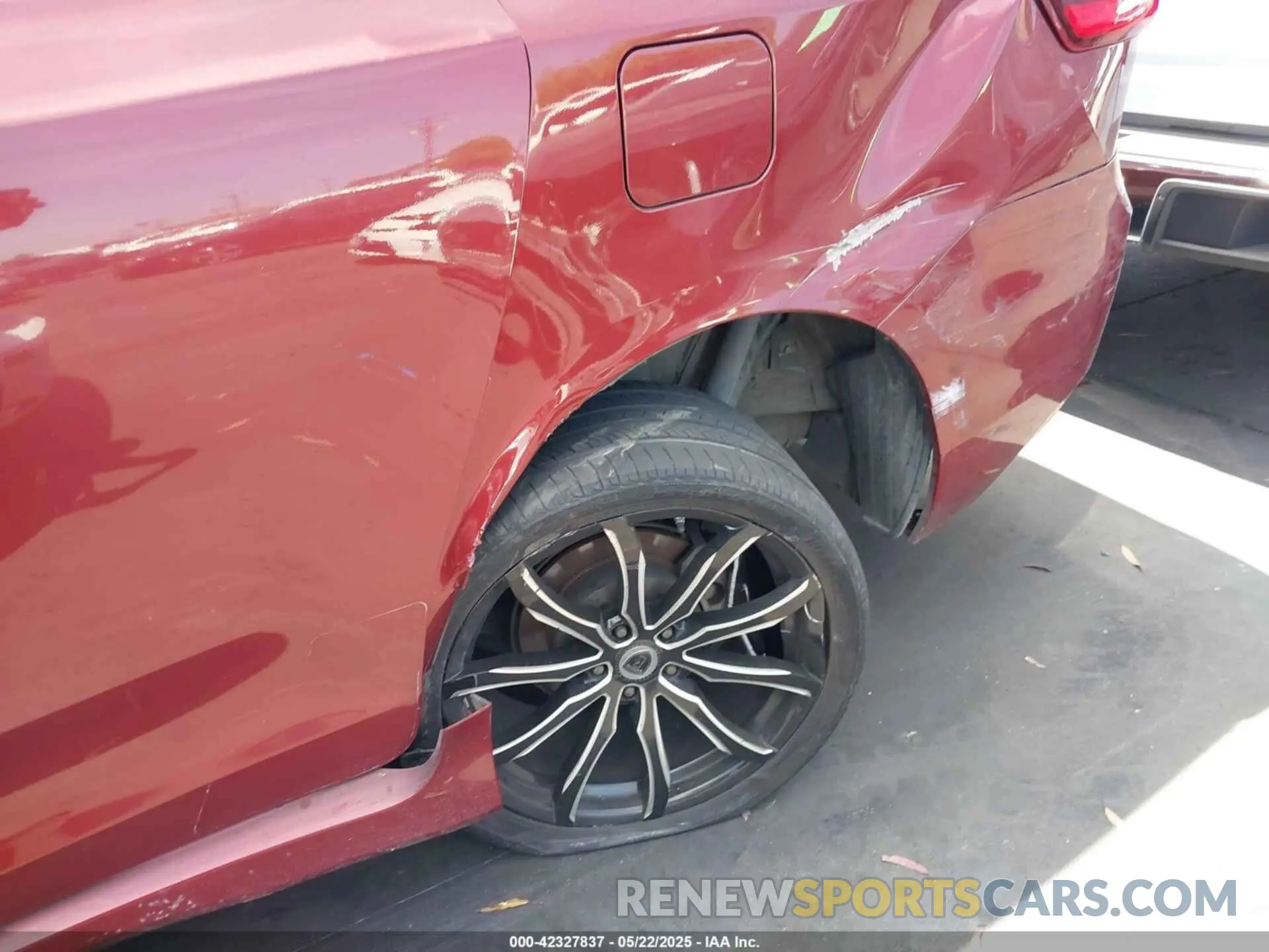 6 fotografías del automóvil dañado 5TDKZ3DC6KS966678 TOYOTA SIENNA 2019