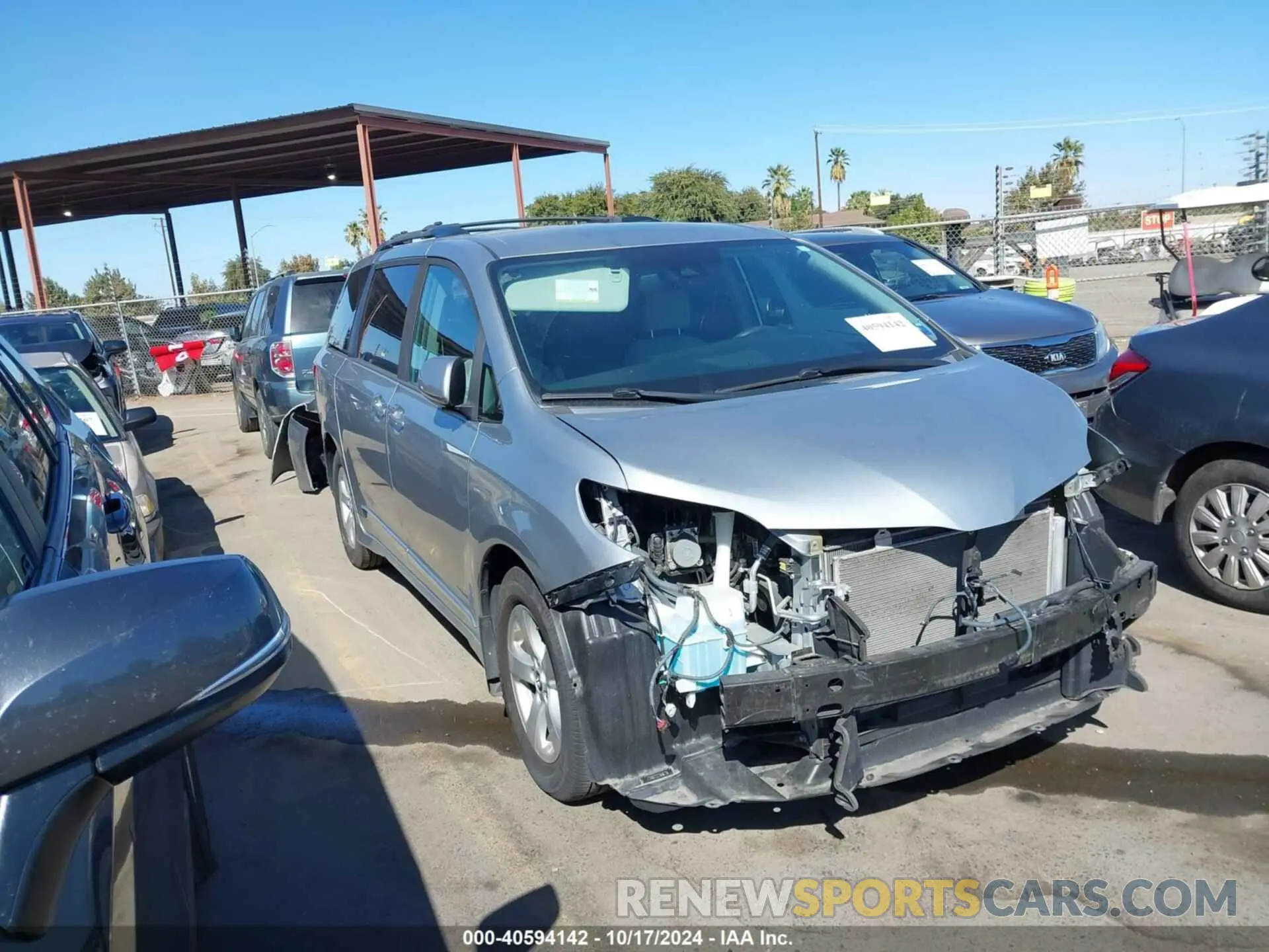 1 fotografías del automóvil dañado 5TDKZ3DC6KS989605 TOYOTA SIENNA 2019