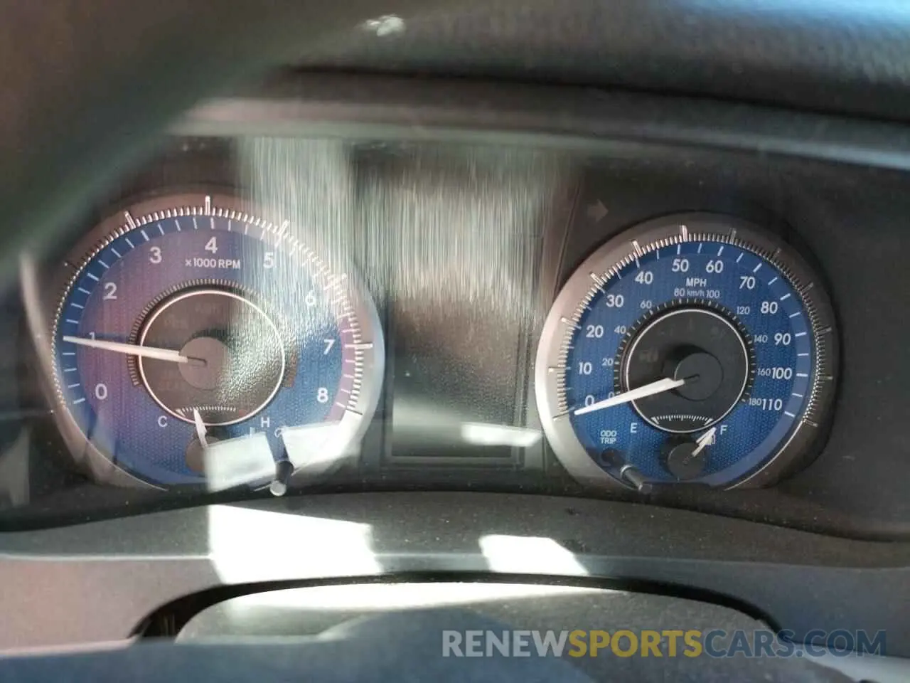 8 fotografías del automóvil dañado 5TDKZ3DCXKS971396 TOYOTA SIENNA 2019