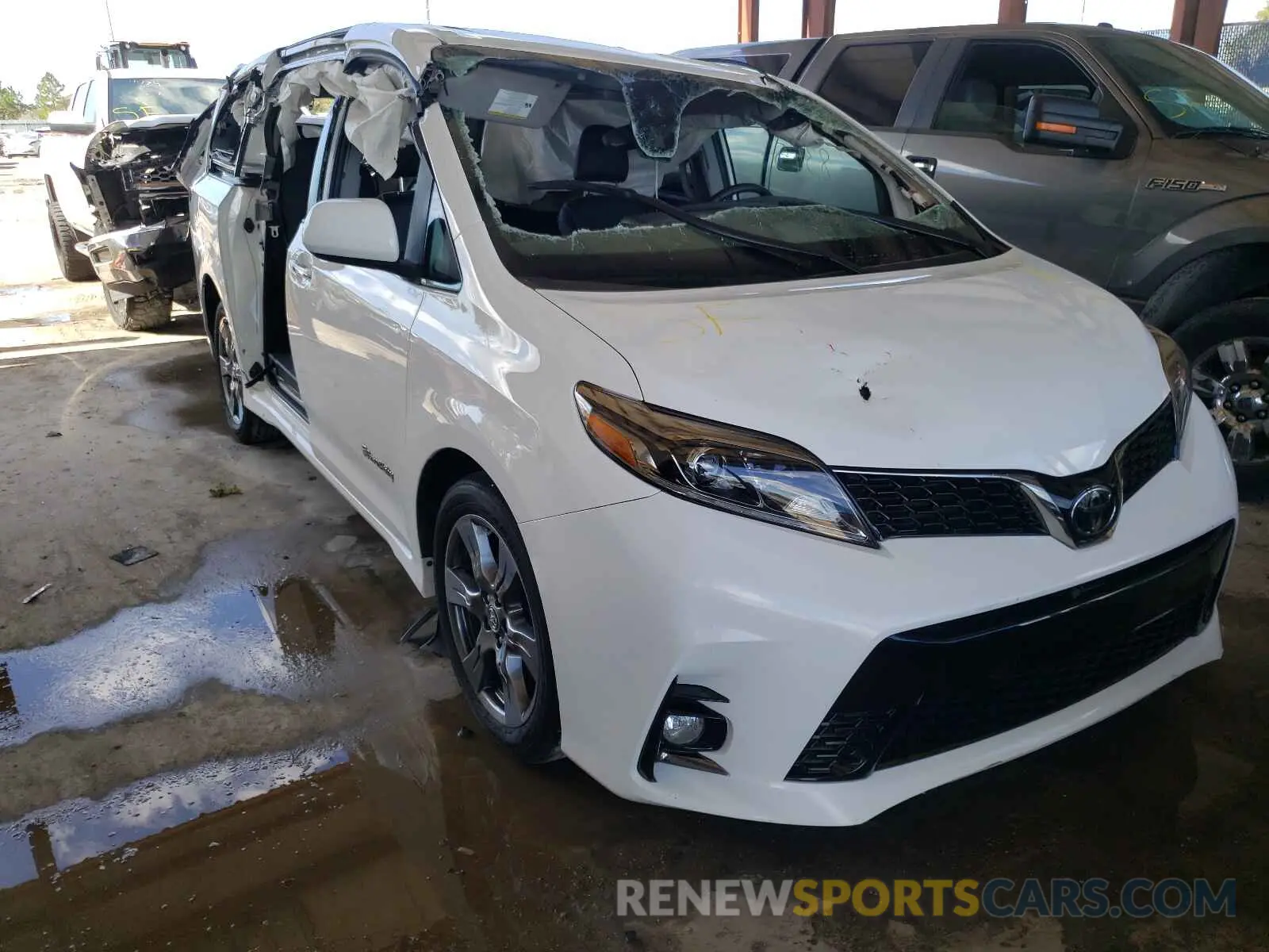 1 fotografías del automóvil dañado 5TDXZ3DC0KS989590 TOYOTA SIENNA 2019