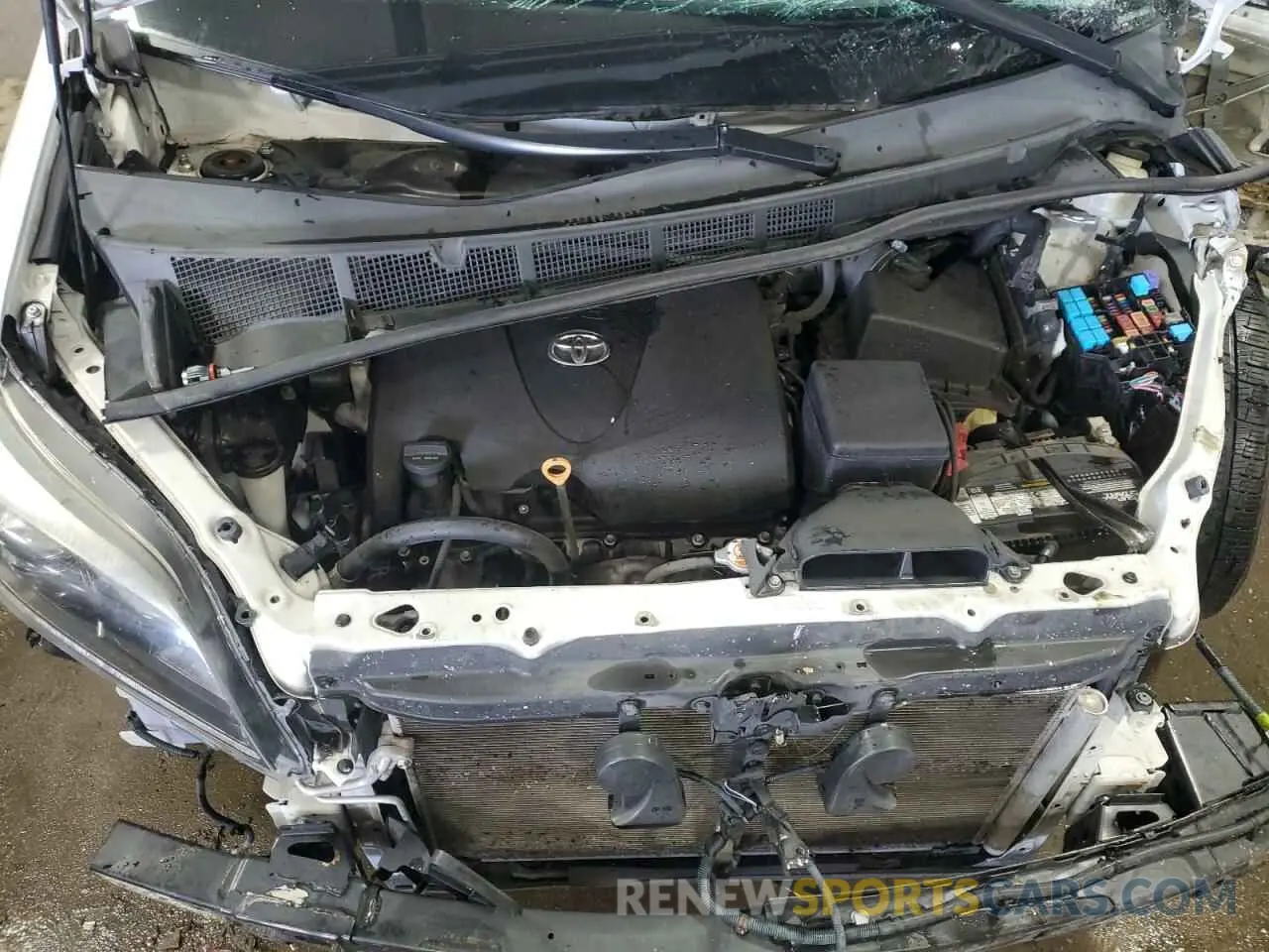 13 fotografías del automóvil dañado 5TDXZ3DC3KS979491 TOYOTA SIENNA 2019