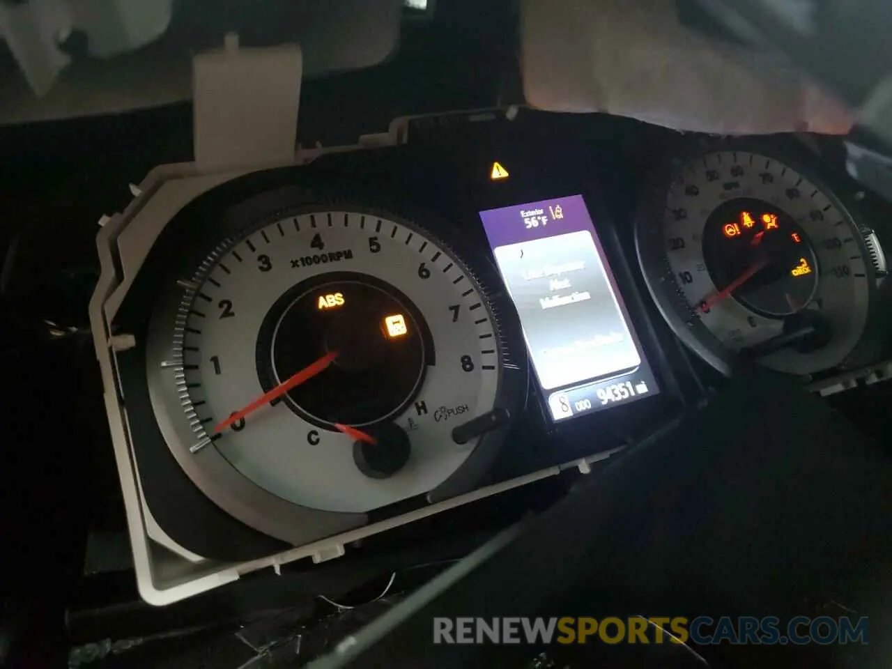 9 fotografías del automóvil dañado 5TDXZ3DC3KS979491 TOYOTA SIENNA 2019