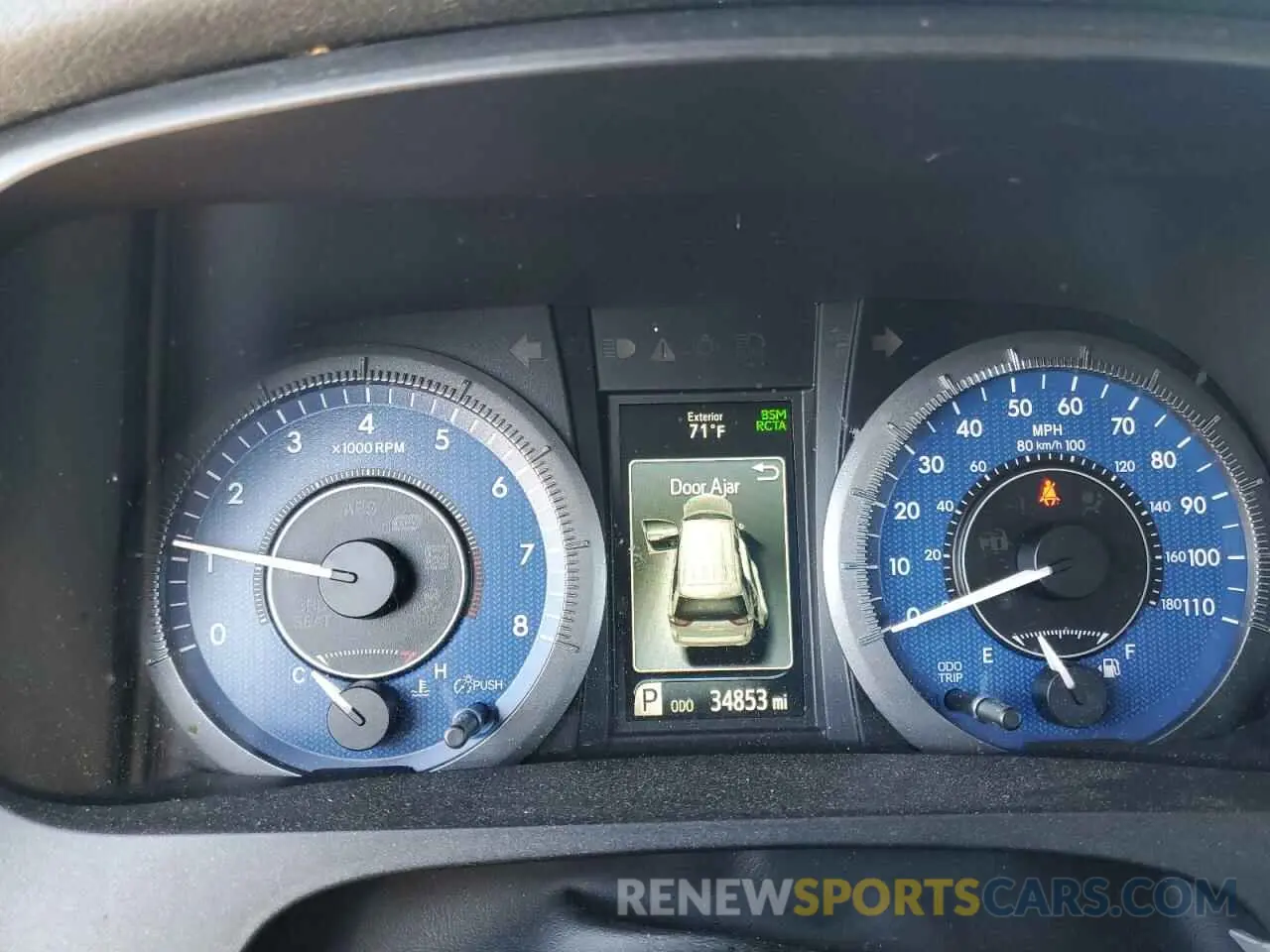8 fotografías del automóvil dañado 5TDYZ3DC1KS008610 TOYOTA SIENNA 2019