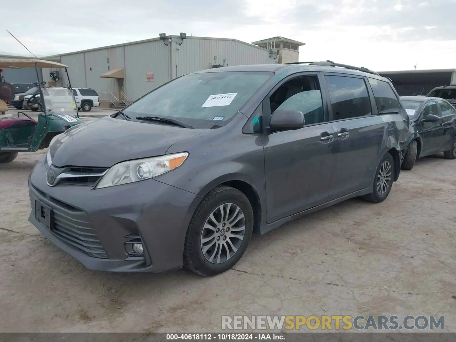 2 fotografías del automóvil dañado 5TDYZ3DC1KS984208 TOYOTA SIENNA 2019