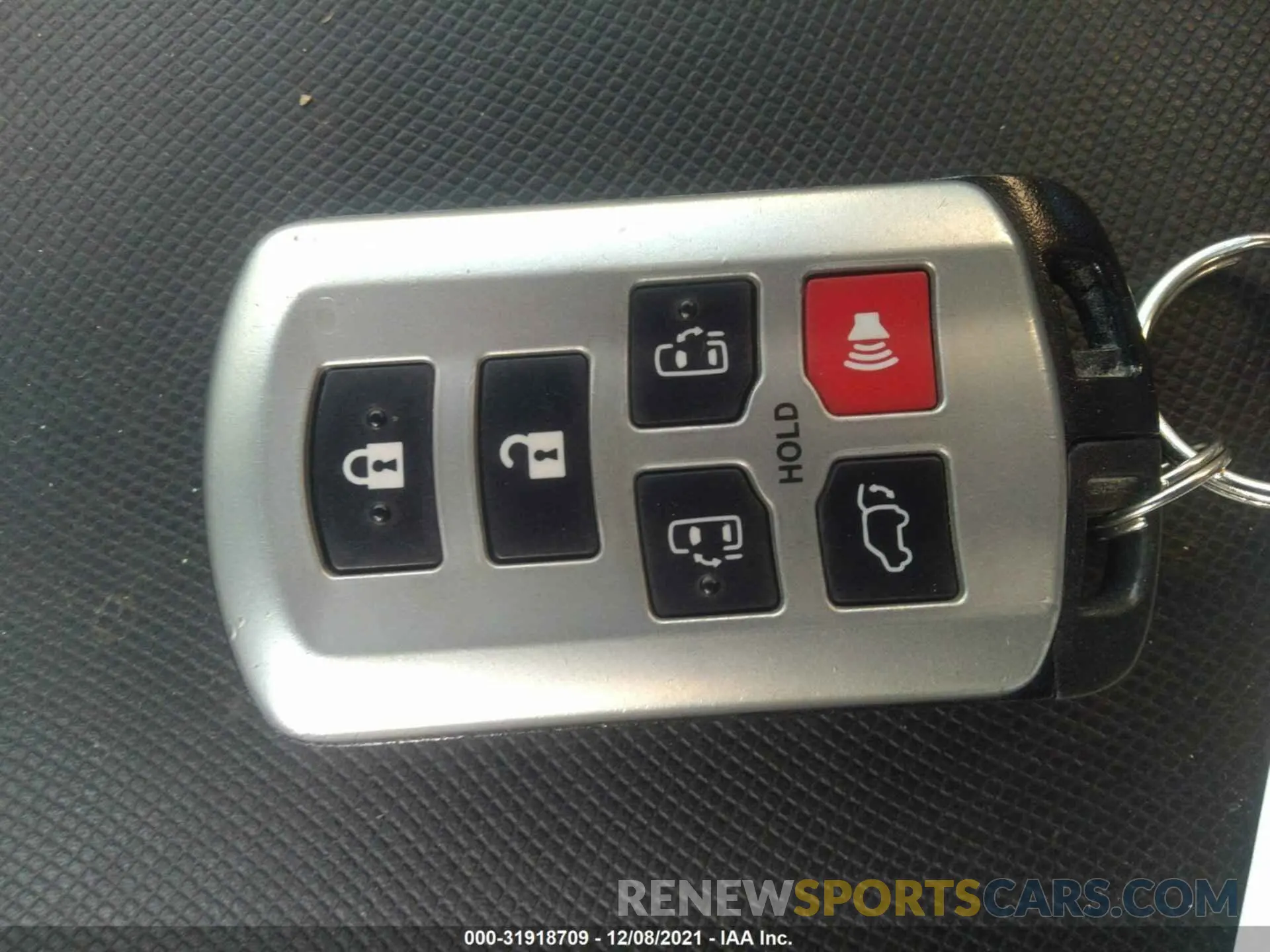 11 fotografías del automóvil dañado 5TDYZ3DC1KS988971 TOYOTA SIENNA 2019