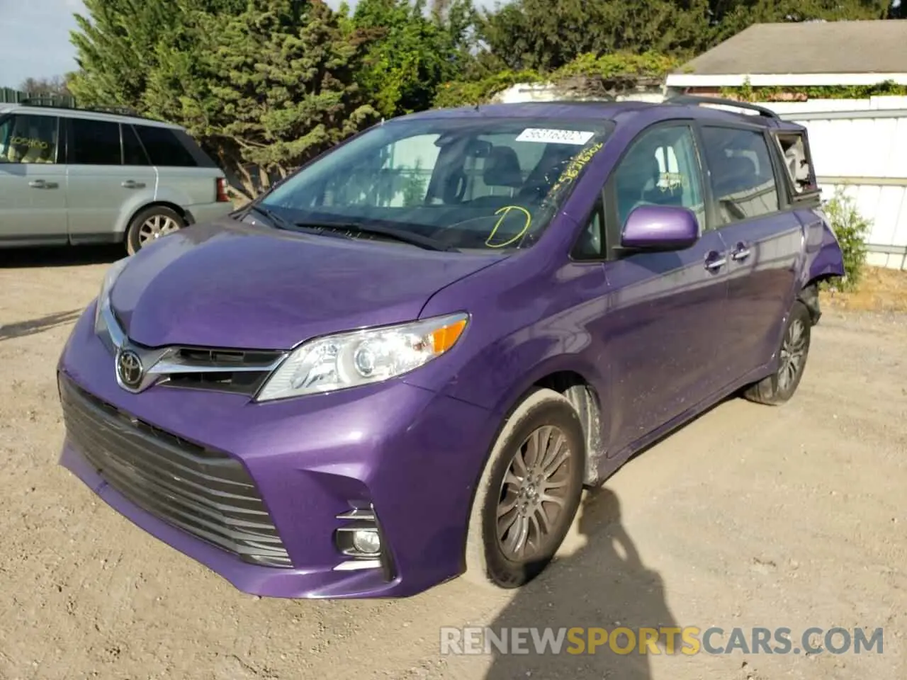 2 fotografías del automóvil dañado 5TDYZ3DC4KS970321 TOYOTA SIENNA 2019