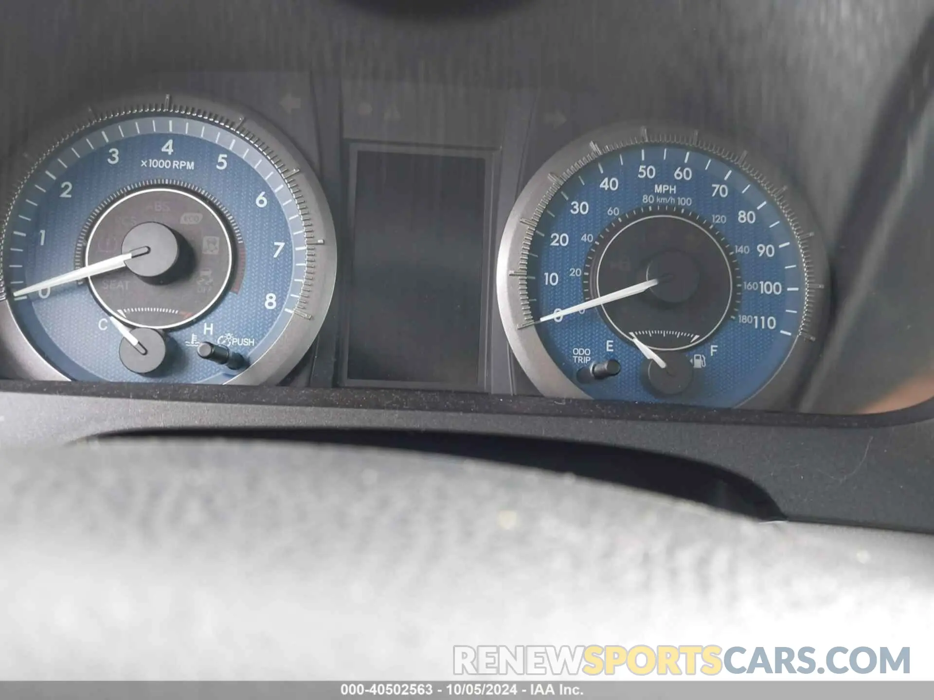 15 fotografías del automóvil dañado 5TDYZ3DC4KS988303 TOYOTA SIENNA 2019