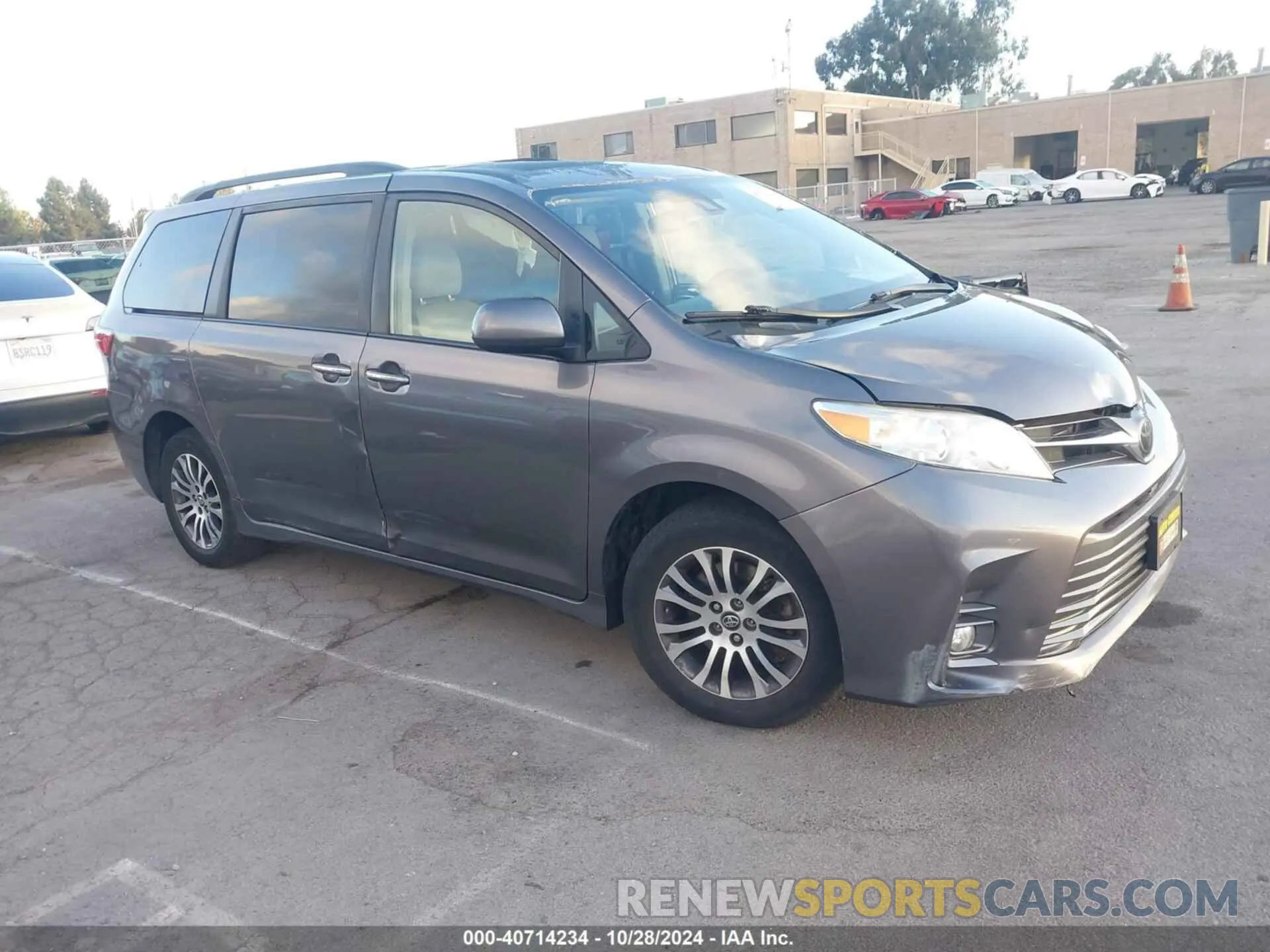 1 fotografías del automóvil dañado 5TDYZ3DC5KS982915 TOYOTA SIENNA 2019