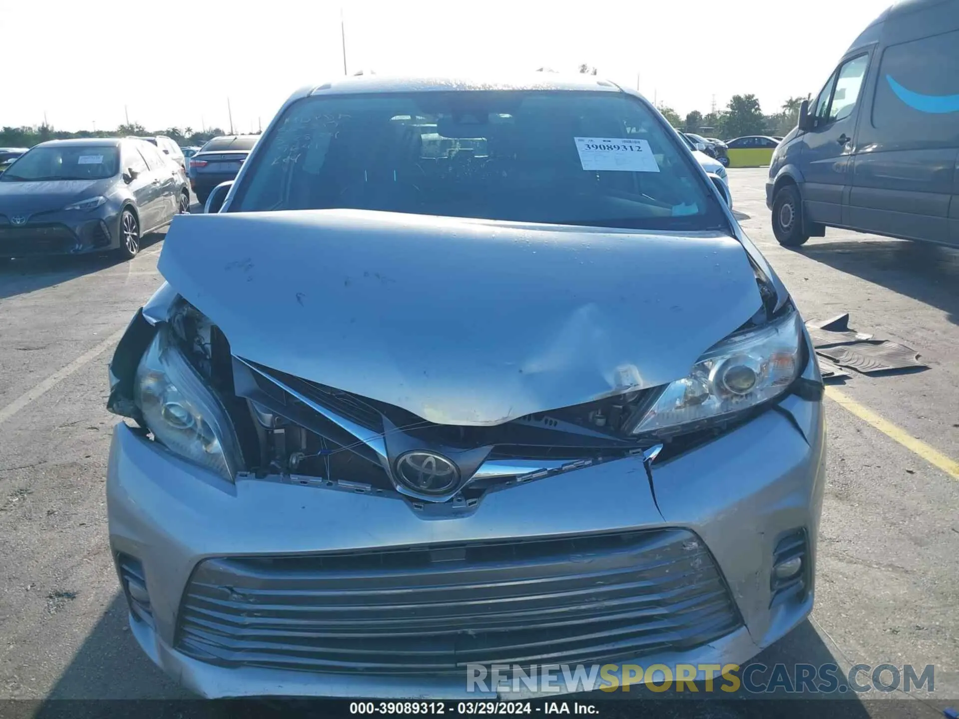 6 fotografías del automóvil dañado 5TDYZ3DC6KS969641 TOYOTA SIENNA 2019