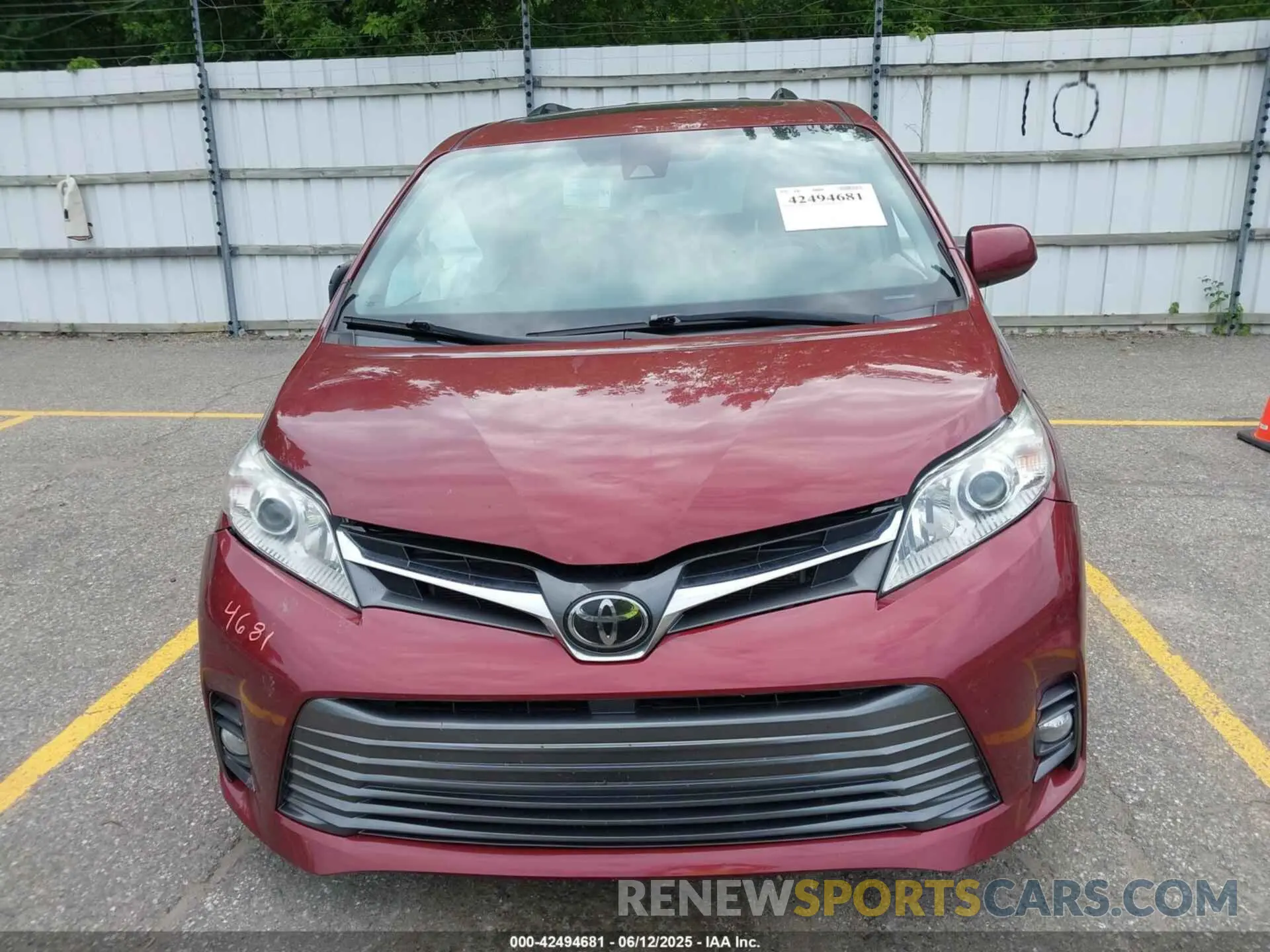 12 fotografías del automóvil dañado 5TDYZ3DC6KS996645 TOYOTA SIENNA 2019