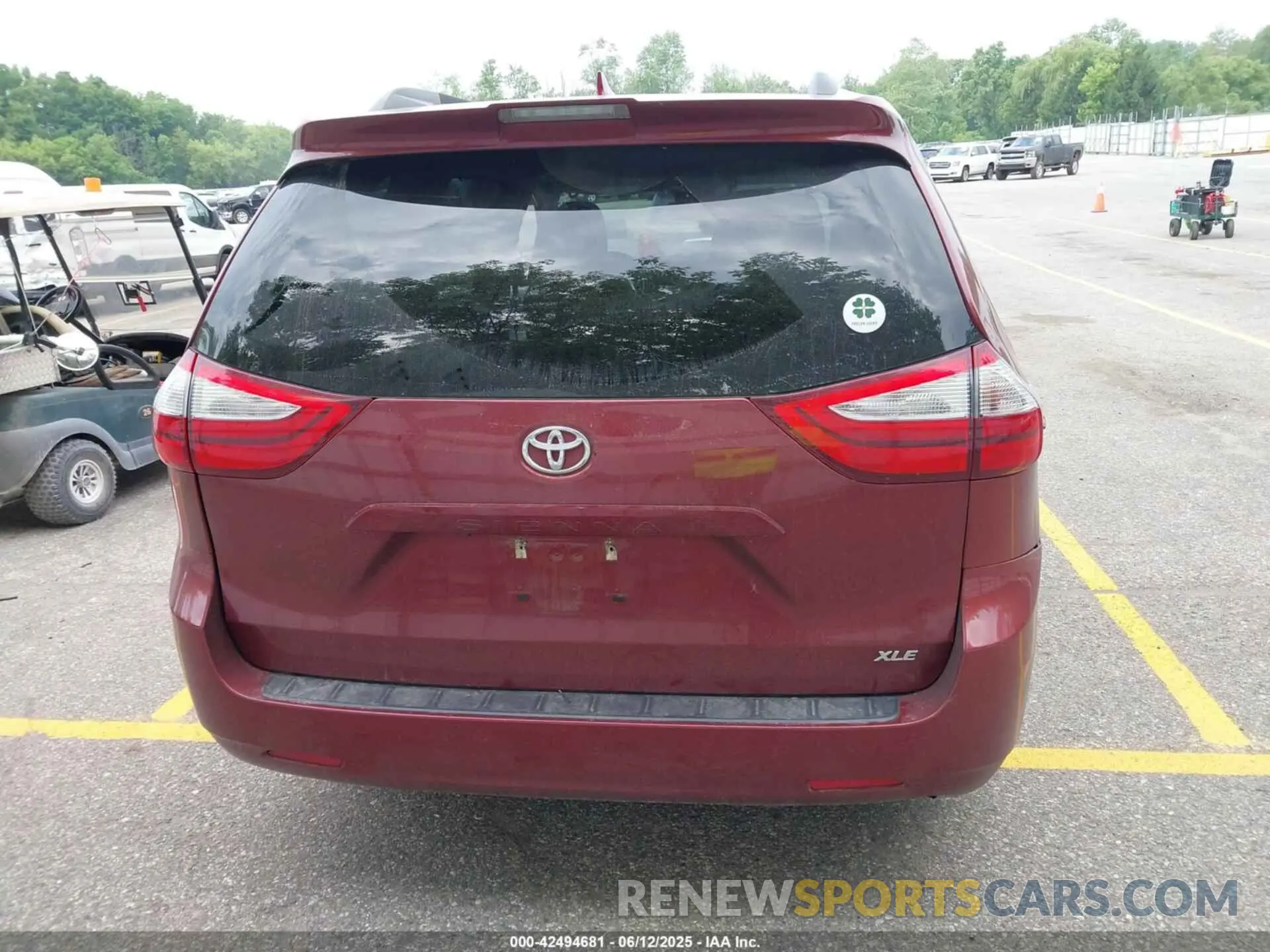 16 fotografías del automóvil dañado 5TDYZ3DC6KS996645 TOYOTA SIENNA 2019