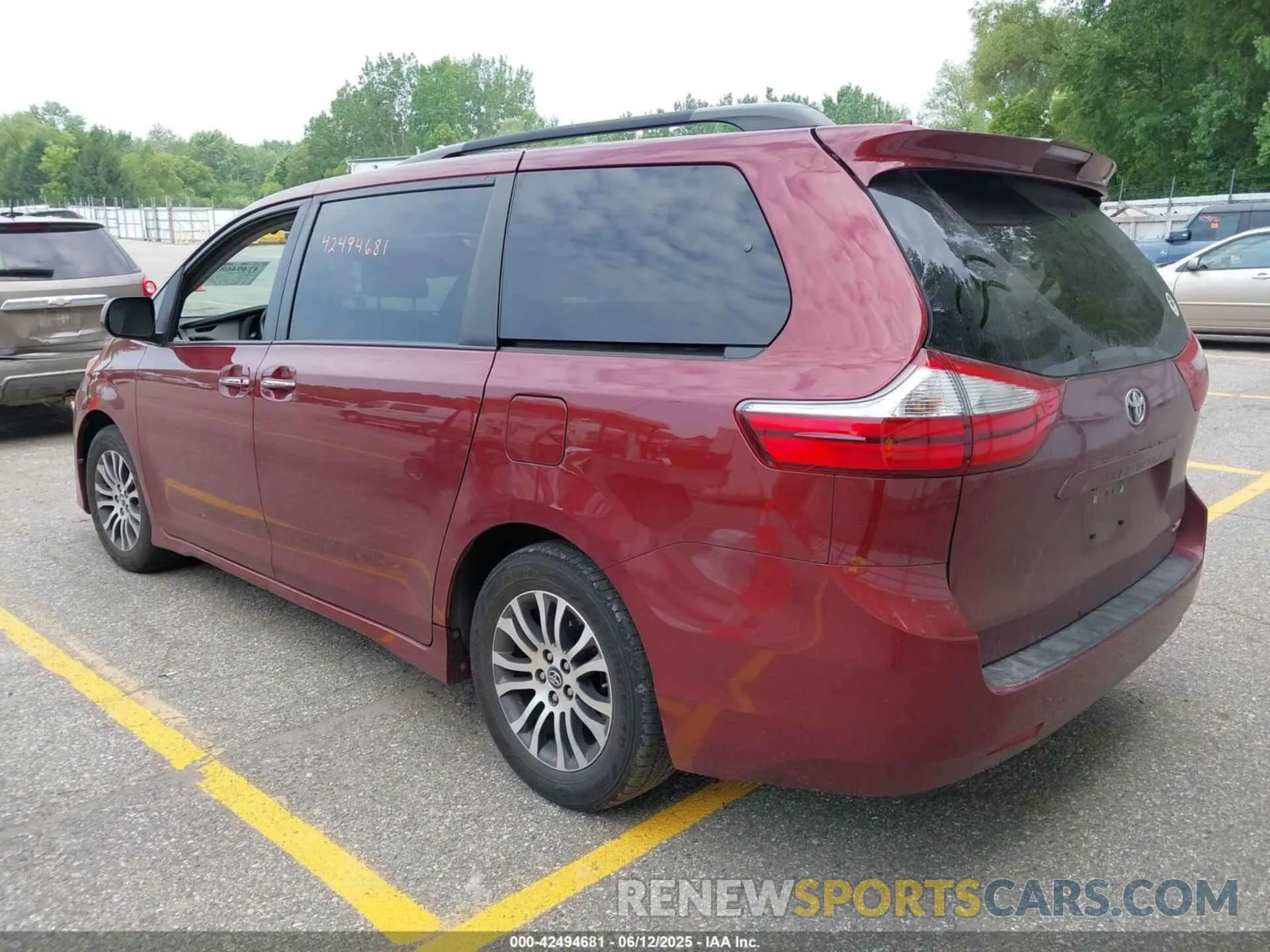 3 fotografías del automóvil dañado 5TDYZ3DC6KS996645 TOYOTA SIENNA 2019