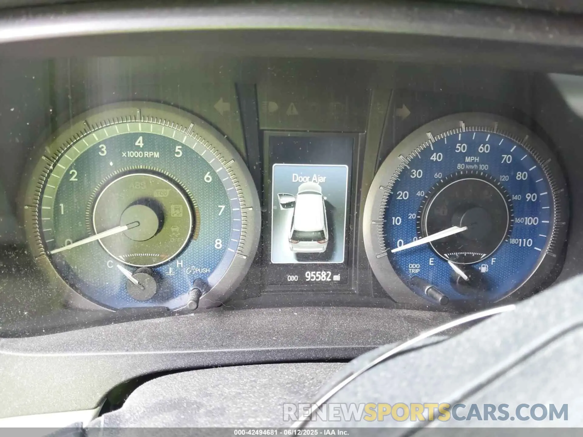7 fotografías del automóvil dañado 5TDYZ3DC6KS996645 TOYOTA SIENNA 2019