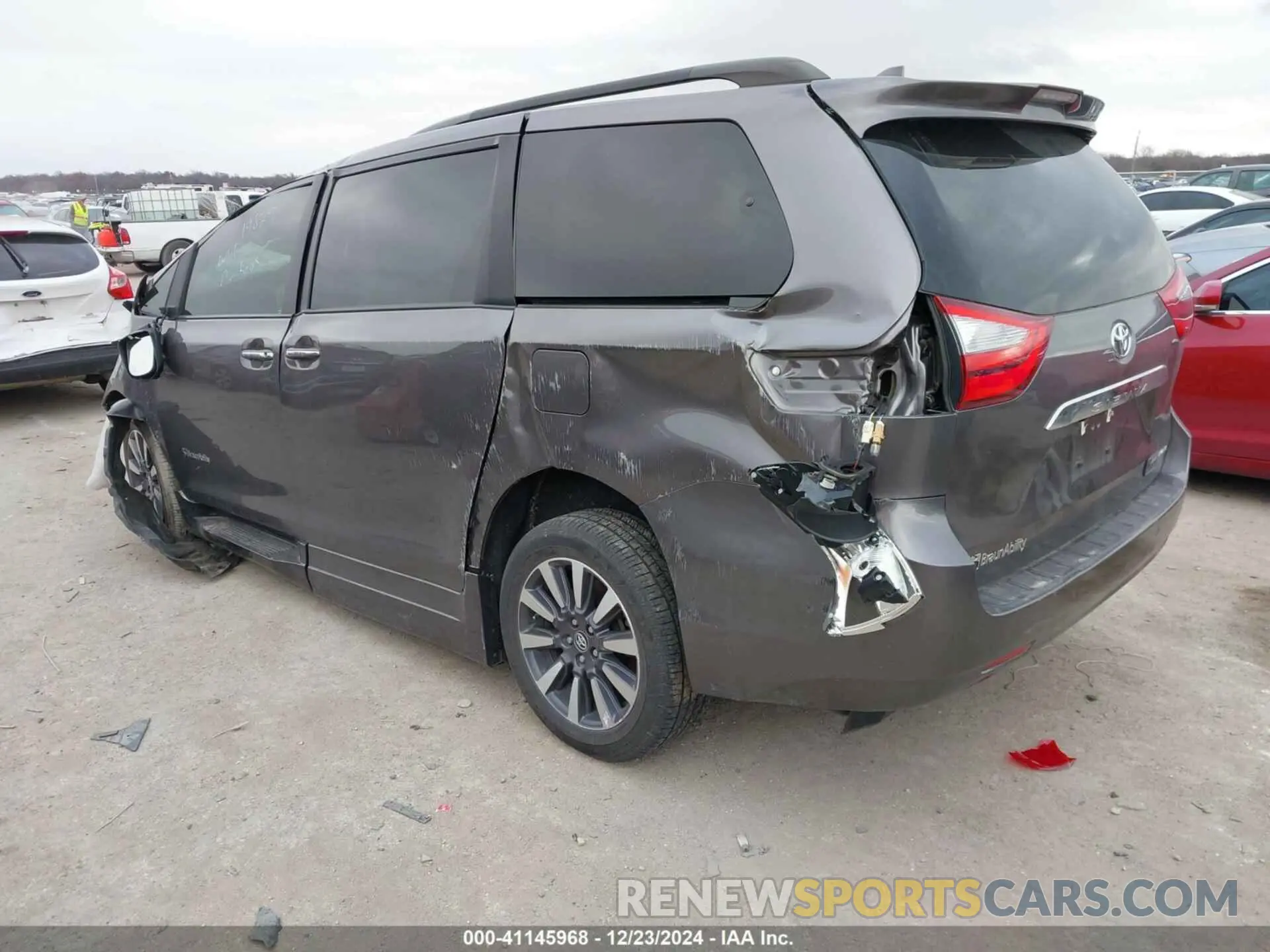 3 fotografías del automóvil dañado 5TDYZ3DC7KS994001 TOYOTA SIENNA 2019